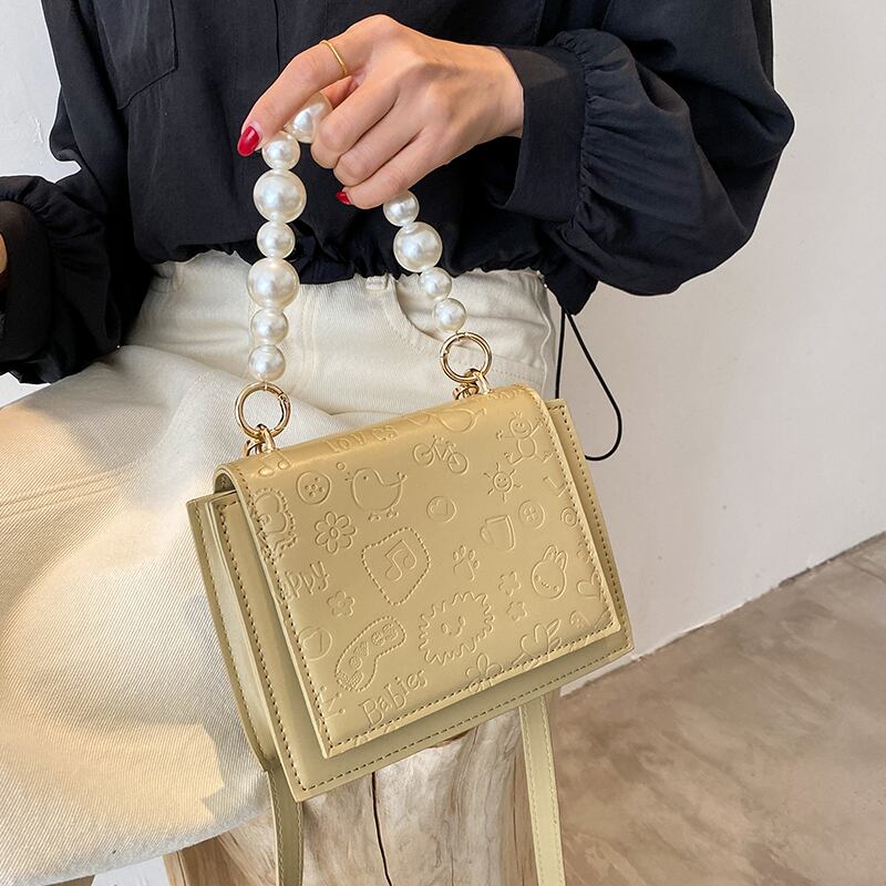 サマーパールチェーン レッド 夏物 真珠 スクウェア メッセンジャーバッグ Tiancai_Wing_Bag43389988989