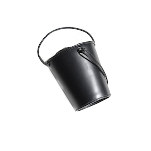 beta post (ベータポスト) Bucket Pouch (バケツポーチ) BAG 【BLACK】 (バッグ)