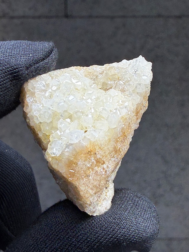 グロッシュラーガーネット var.ヘソナイト【ML-0145】パキスタン