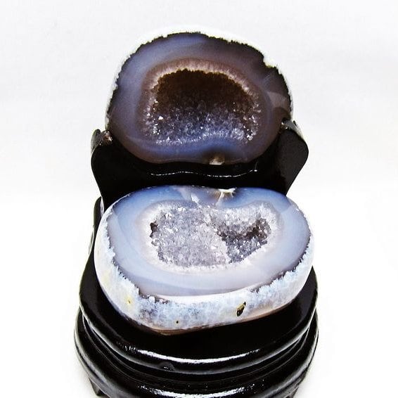 トレジャーメノウ アゲート 台座付属 原石 置物 一点物 175-1462