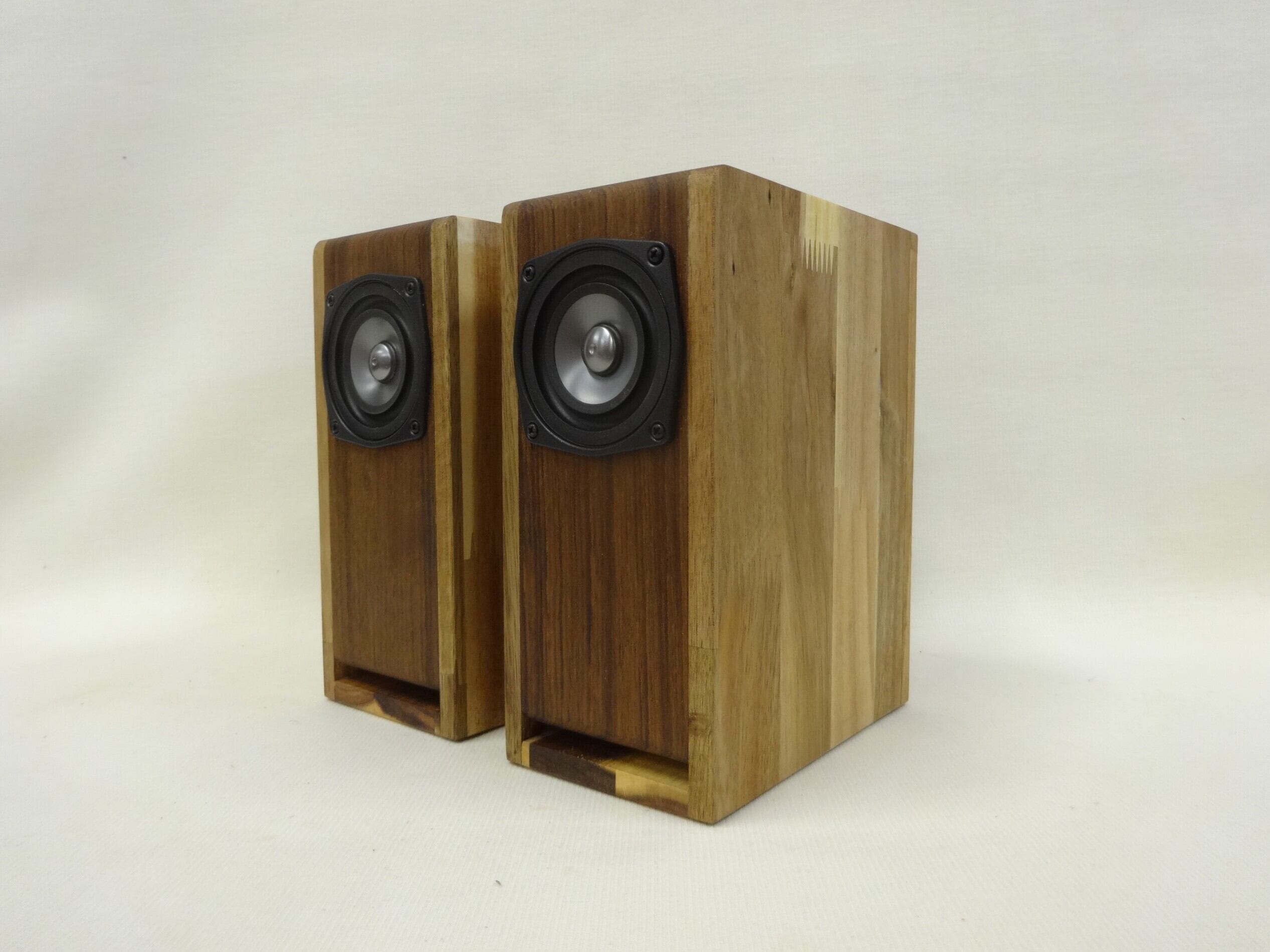 K O N O C O woodworks