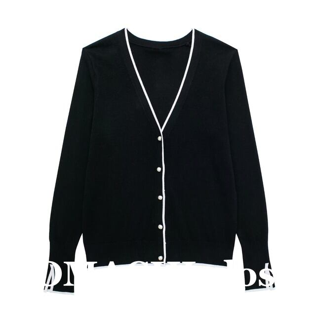 【送料無料】 Vネックニットカーディガン カーディガン 長袖 Vネック ボタン ルーズ 韓国 レディース かわいい 可愛い 大人可愛い 大人女子 シンプル きれいめ カジュアル 大人 気品 上品 おしゃれ お洒落 こなれ感 抜け感 かっこいい きちんと 大人女子 クール エレガント モダン シック フェミニン S M L 黒 ブラック 秋 冬 オルチャン 20代 30代 40代 OL 通勤 オフィス 女子会 デート お泊まり 旅行 休日 ショッピング 普段使い コーデ トレンド 楽チン