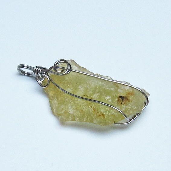 リビアングラス ペンダント 一点物 メール便可 112-13764