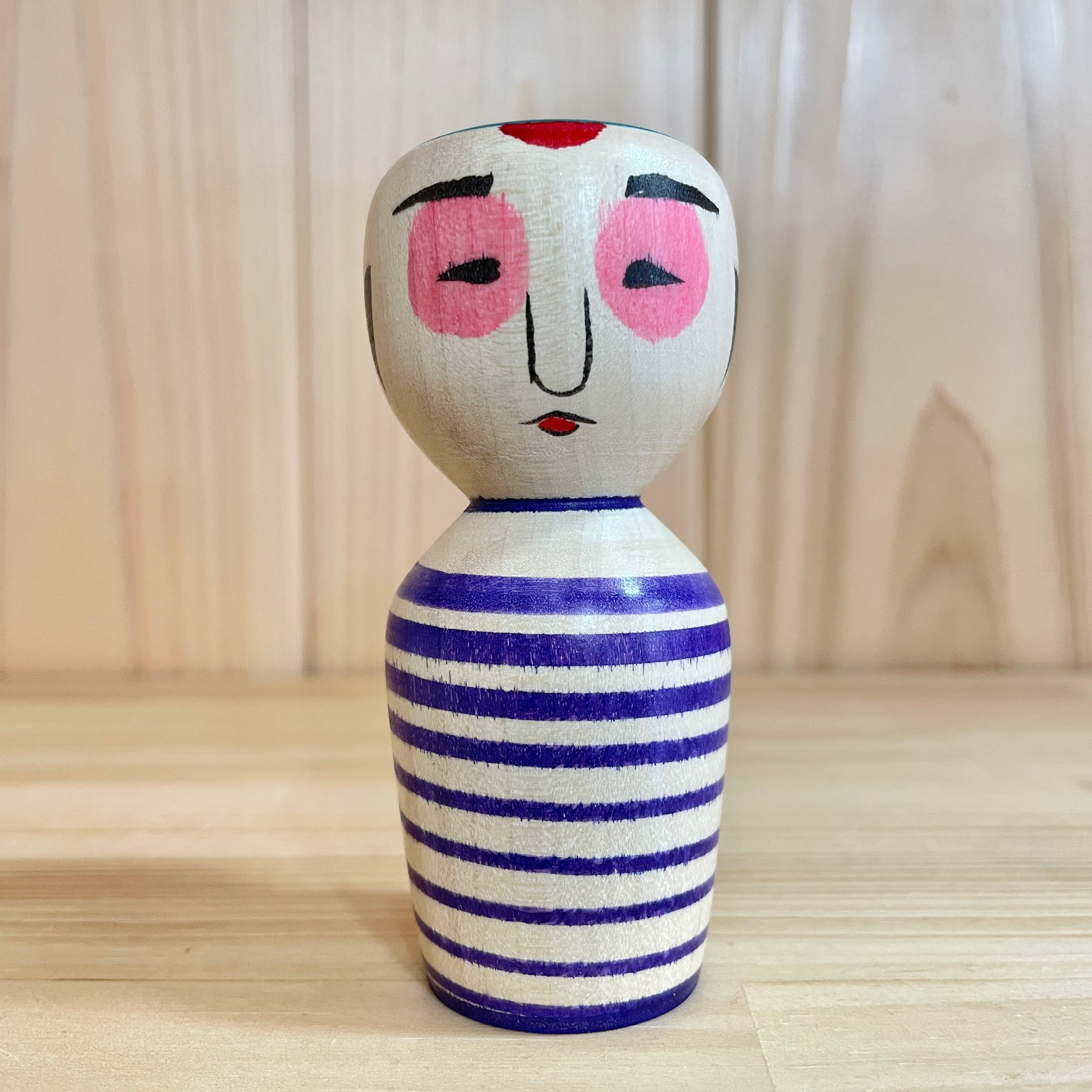 近代名代　こけし　富山作　寒椿　8体　札・箱あり 近代名代 こけし 富山作 寒椿 8体 札・箱あり