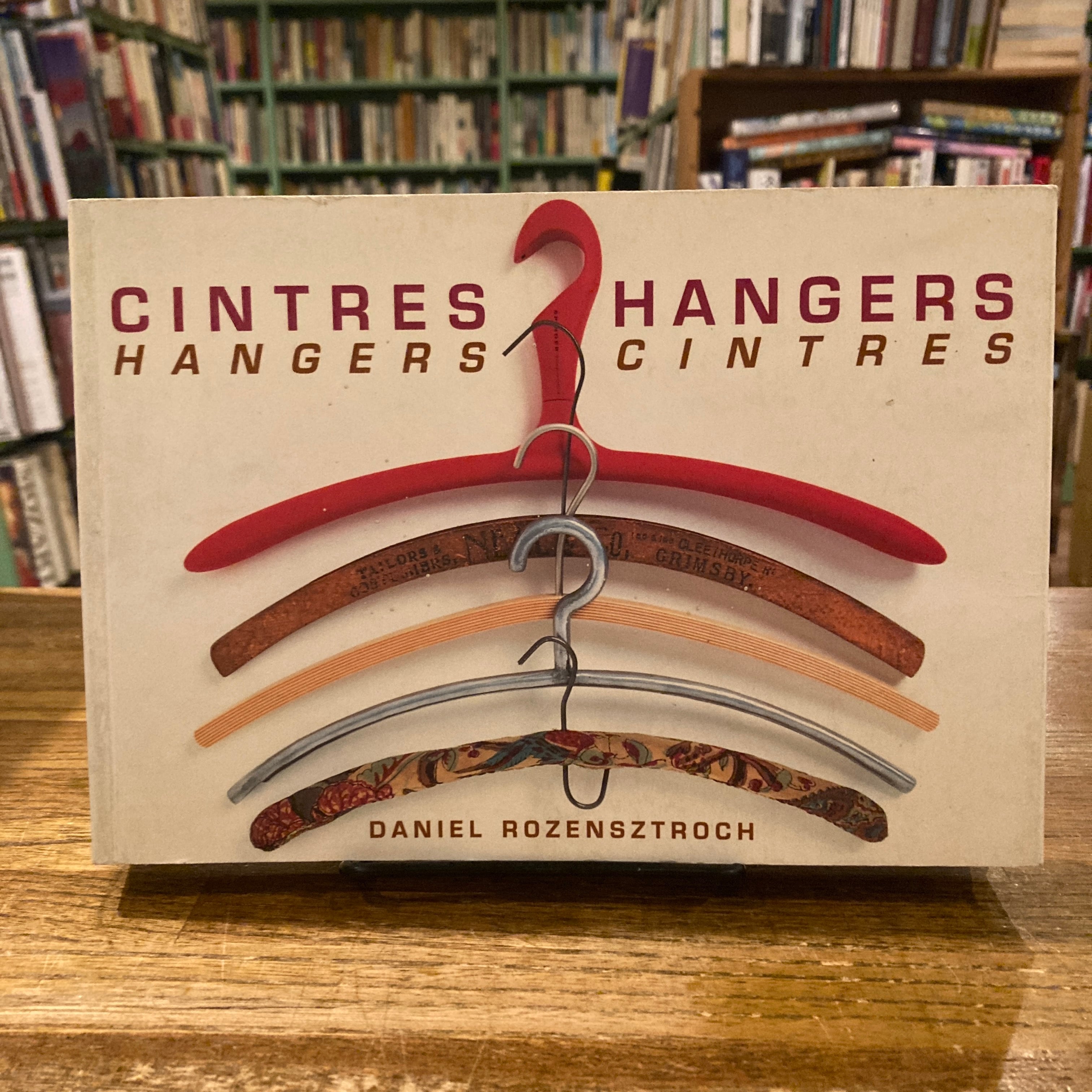 CINTRES HANGERS / Daniel Rozensztroch | 百年