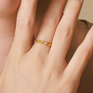 コピー:天然5石リング - 色とりどりの宝石たちが調和し虹のような美しさを放ち R382