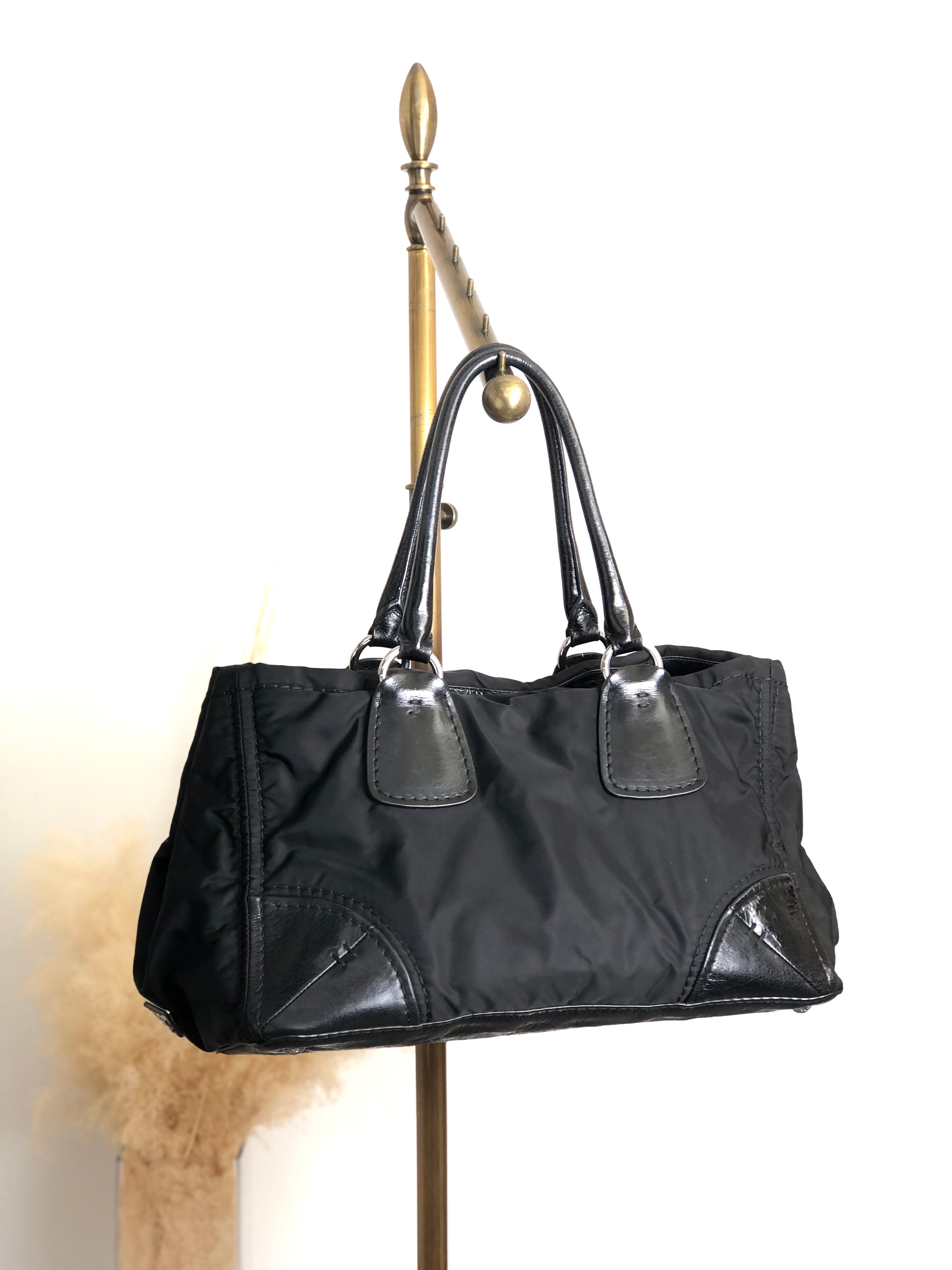 プラダ☆チェーンショルダーバッグ　キルティングトート　ヴィンテージ　ブラック　Y プラダ☆チェーンショルダーバッグキルティングトートヴィンテージ