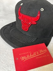 Michell＆Ness/ミッチェル＆ネス 　NBA シカゴ・ブルズ デイ 4  スナップバック・デニムキャップ