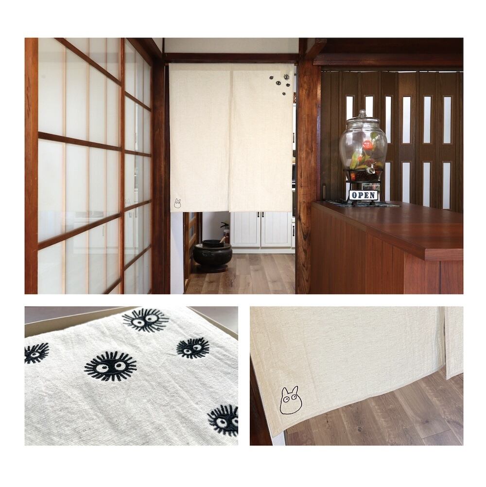 kurosuke様★専用出品 NEW】となりのトトロ 刺繍のれん KUROSUKE アイボリー（2700） | す