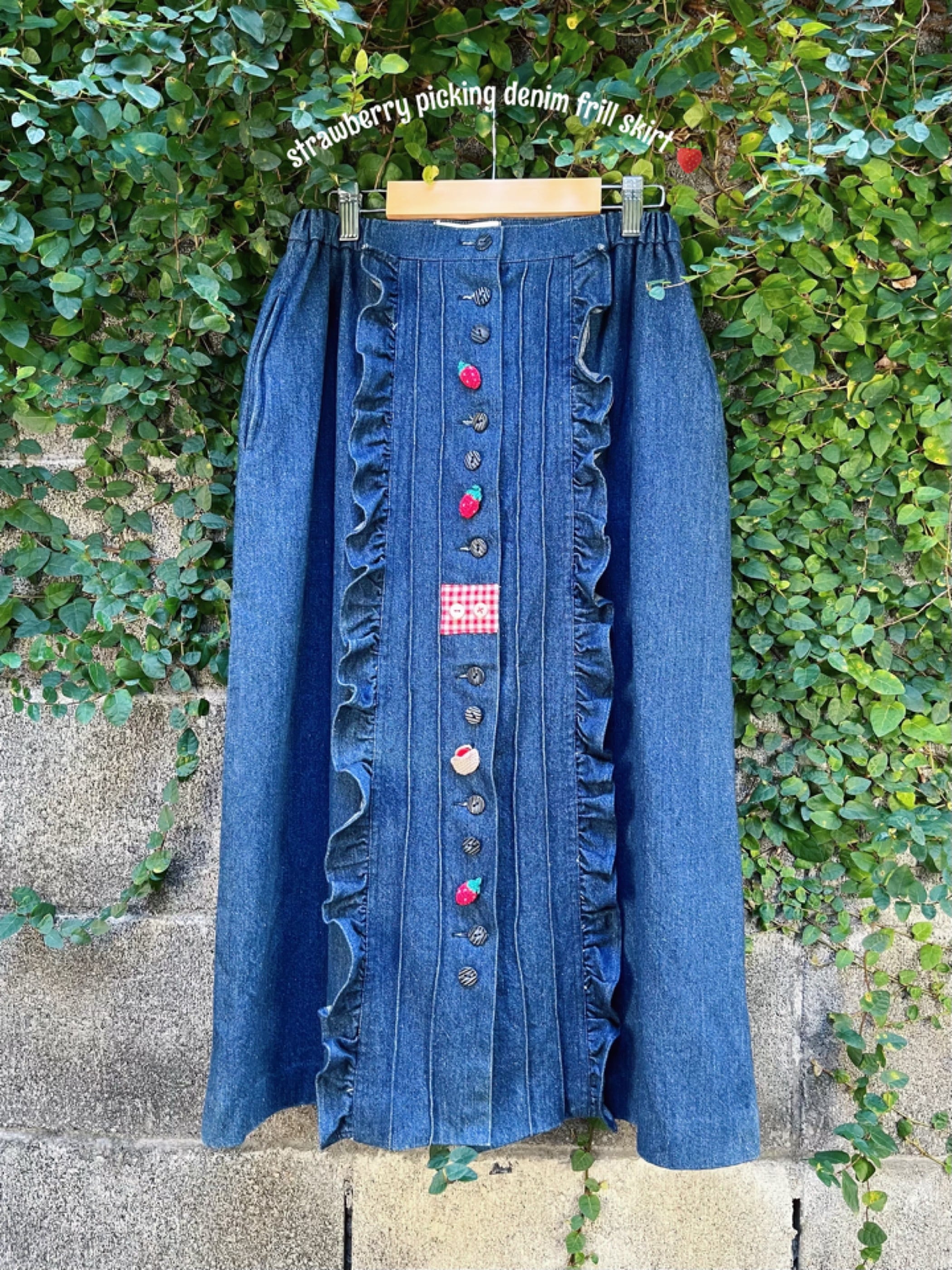 remake ✂︎ strawberry picking denim frill skirt