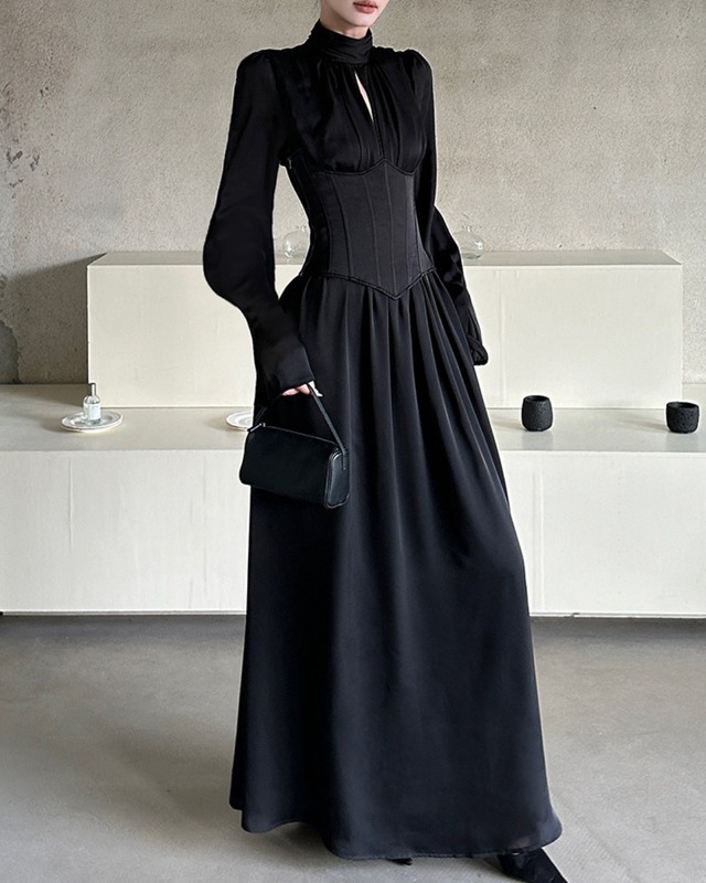 ハイネッククラシカルワンピース　A25377