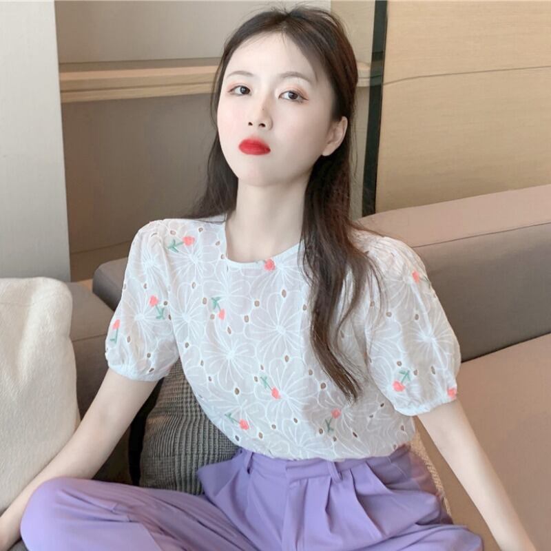 2020年夏の新しい女性の中空刺繡小さな花のシャツ気質半袖薄い白いトップ 1号婦人45443987633