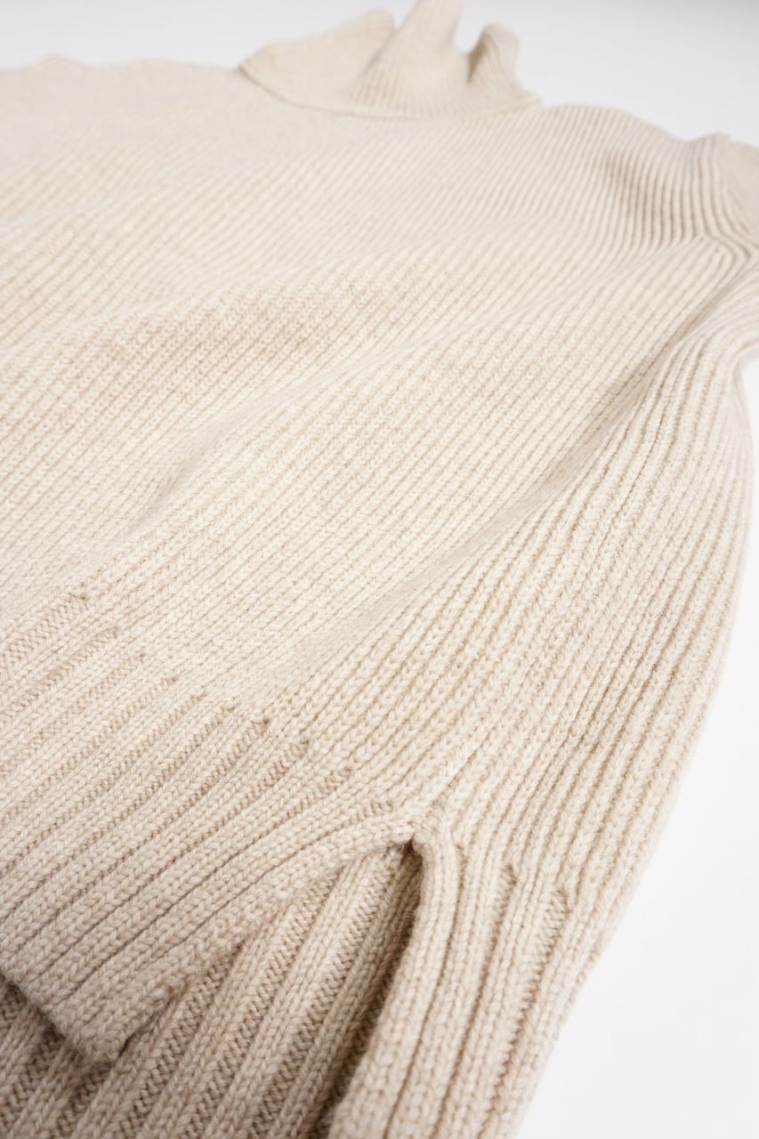 Hand Framed High Neck P/O