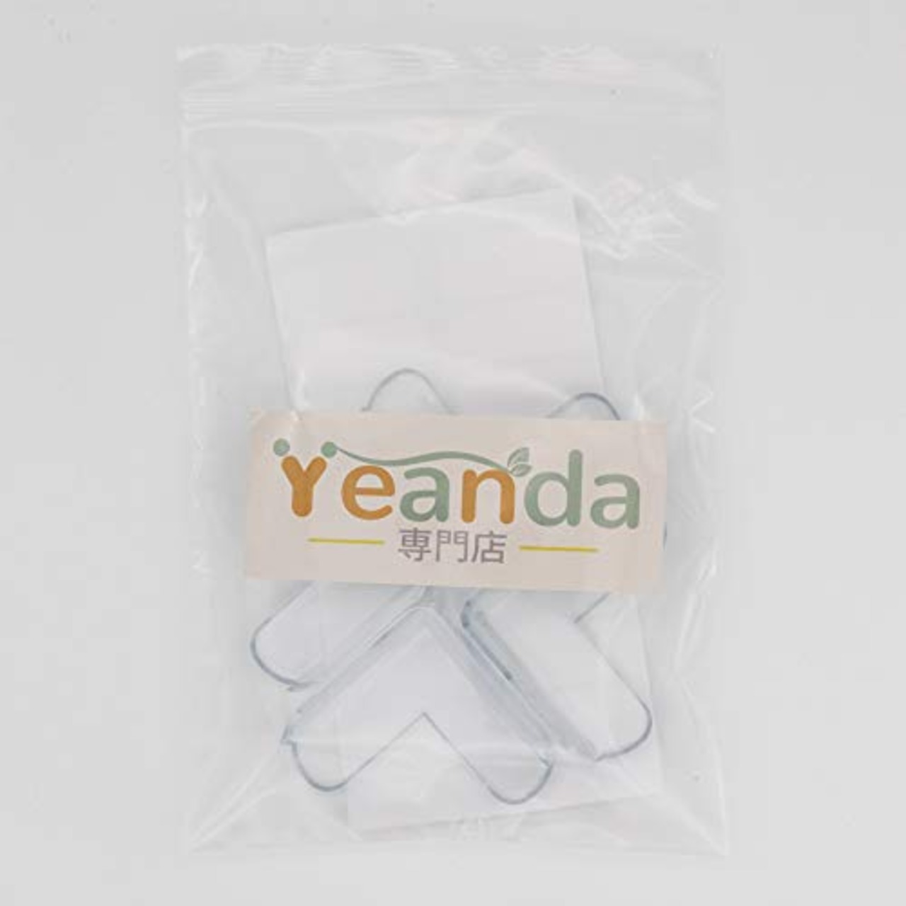 コーナークッション コーナーガード 赤ちゃん 安全 ケガ防止 コーナー 透明 柔軟なPVC 強力両面テープ付き 地震対策 安全対策 家具の角を保護 ベビーガード L型 4個