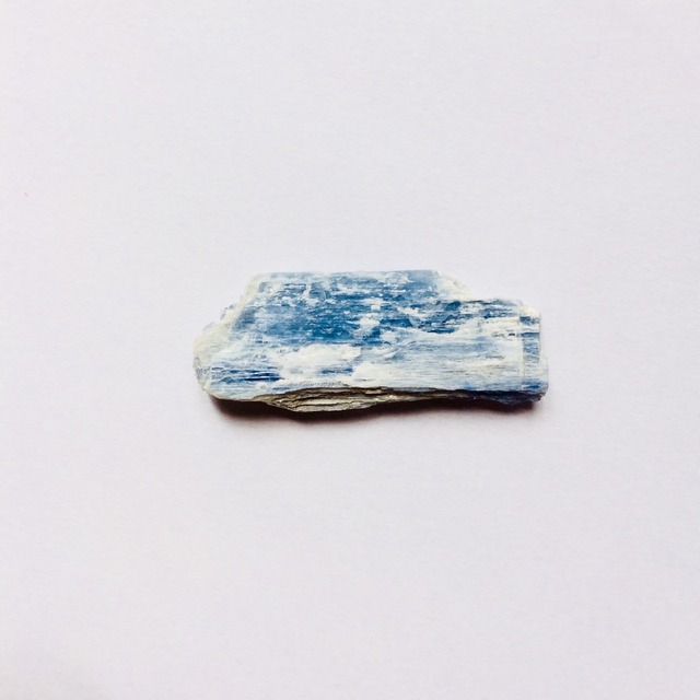 Kyanite 〜神秘〜 gemstone