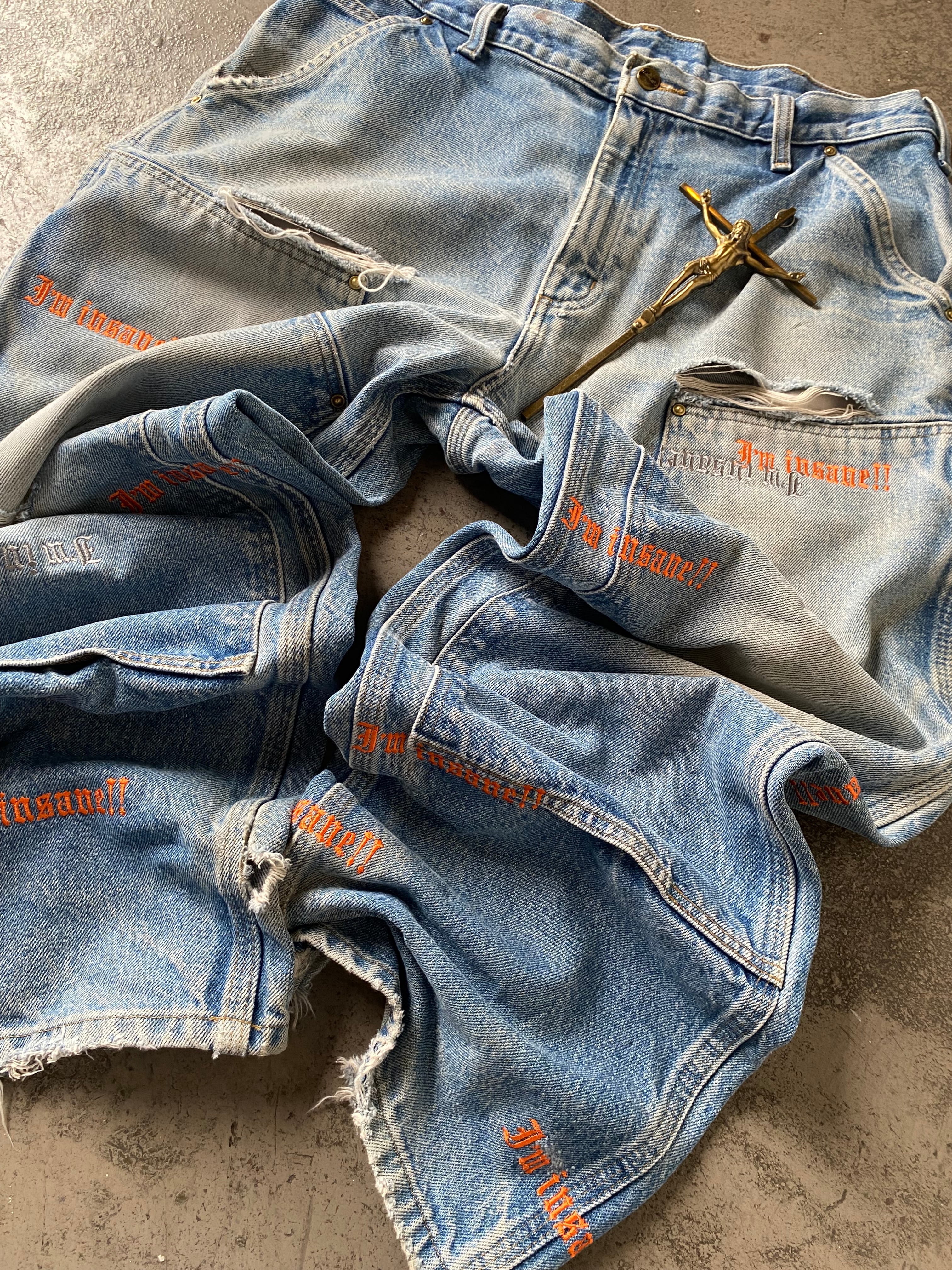 BUTTSTAIN!ANTI FASHION!