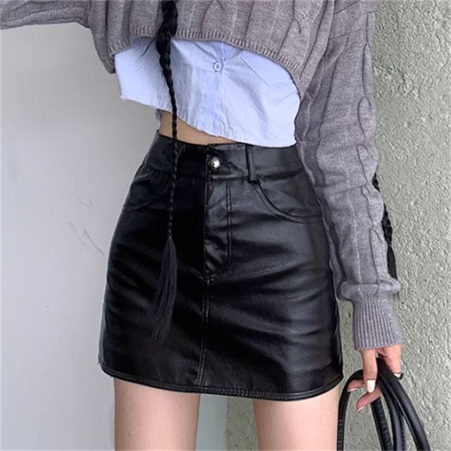 【送料無料】 スカート 2色 ミニスカート ミニ ハイウエスト フェイクレザー レザー 合皮 かわいい 大人可愛い 大人女子 こなれ感 シンプル カジュアル 大人 おしゃれ お洒落 ラフ コンサバ ガーリー ヘルシー 無地 冬 レディース 女性用 デート お出かけ お茶会 女子会 休日 着回し プチプライス カラバリ デイリーユース 普段使い オルチャン 韓国系 ファッション コーデ 定番アイテム   Hライン インスタ映え