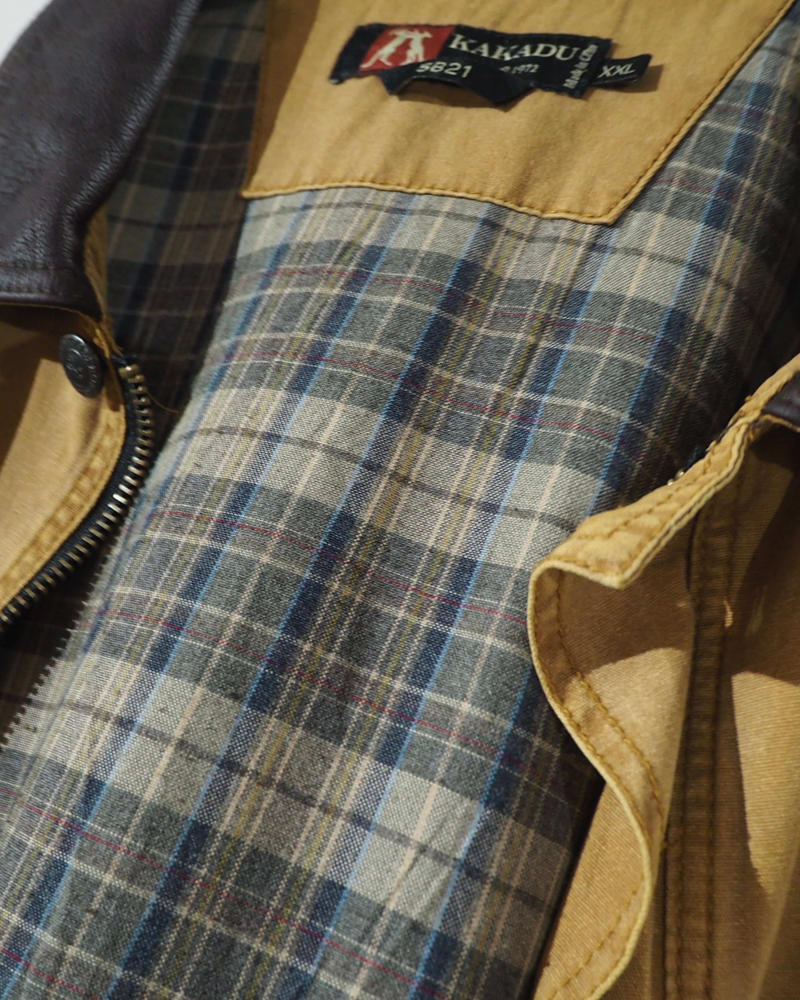 " KAKADU " Beautiful Fade Camel × Leather Collar switching Vintage Loose Duck Jacket