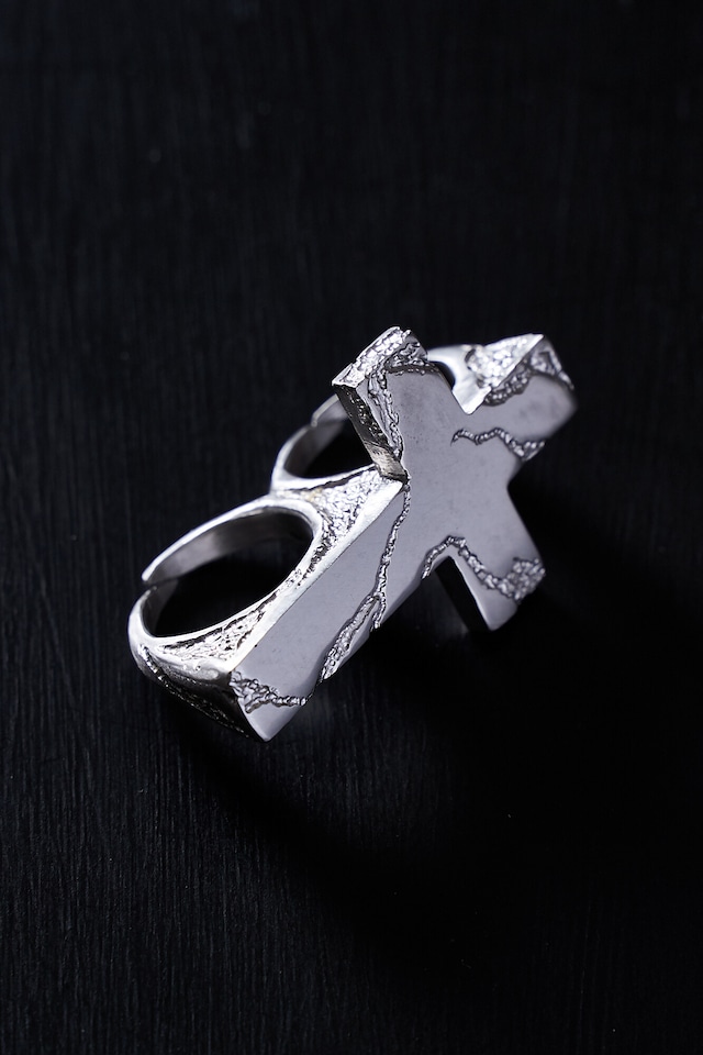 SLAVE CROSS RING