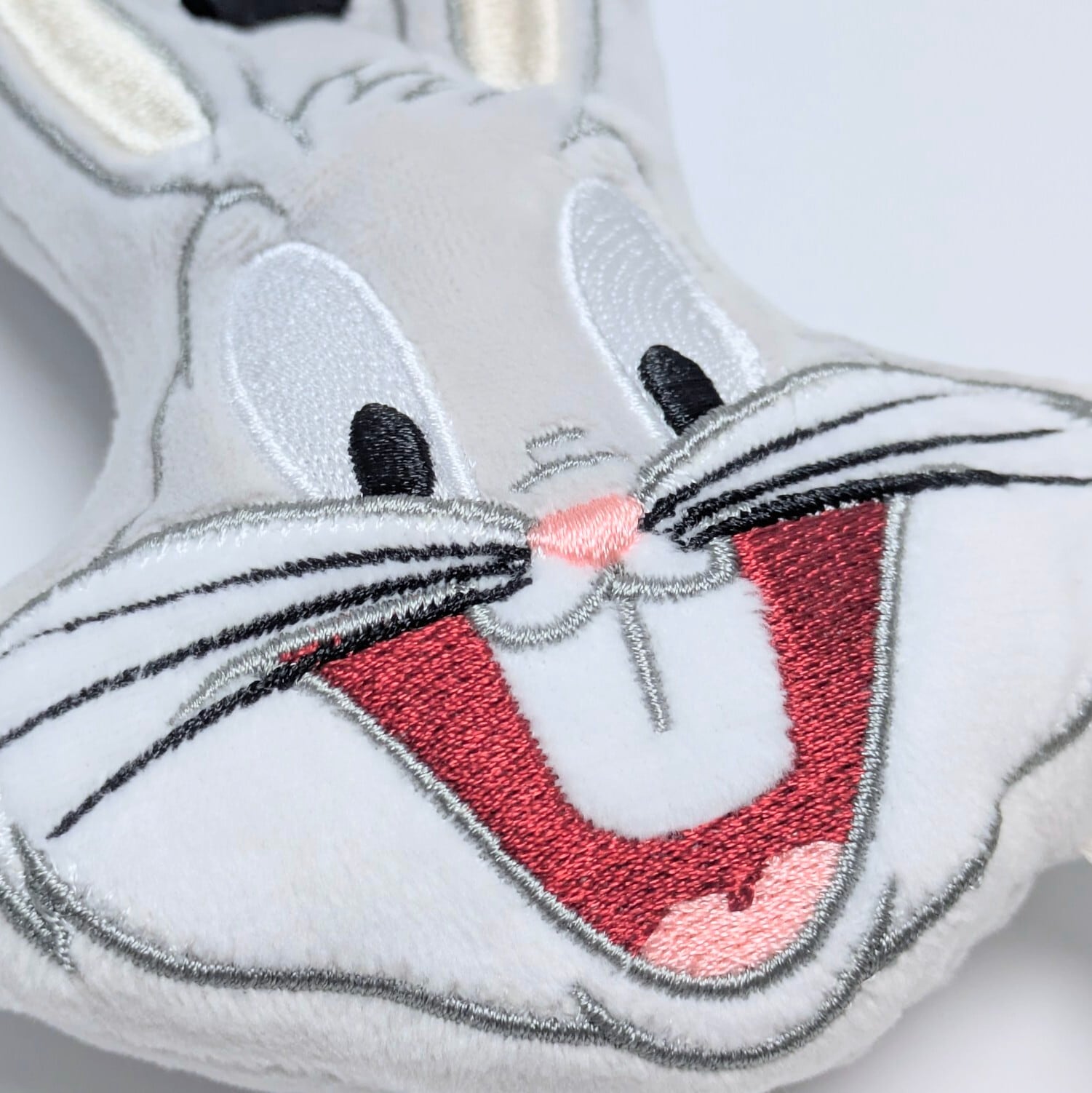 ♧【 Looney Tunes ( ルーニー・テューンズ ) 】『 バッグス・バニー 』Mini Plush KeyHolder / ミニぬいぐるみ キーホルダー / マスコット 〚アメリカン雑貨 アメトイ〛