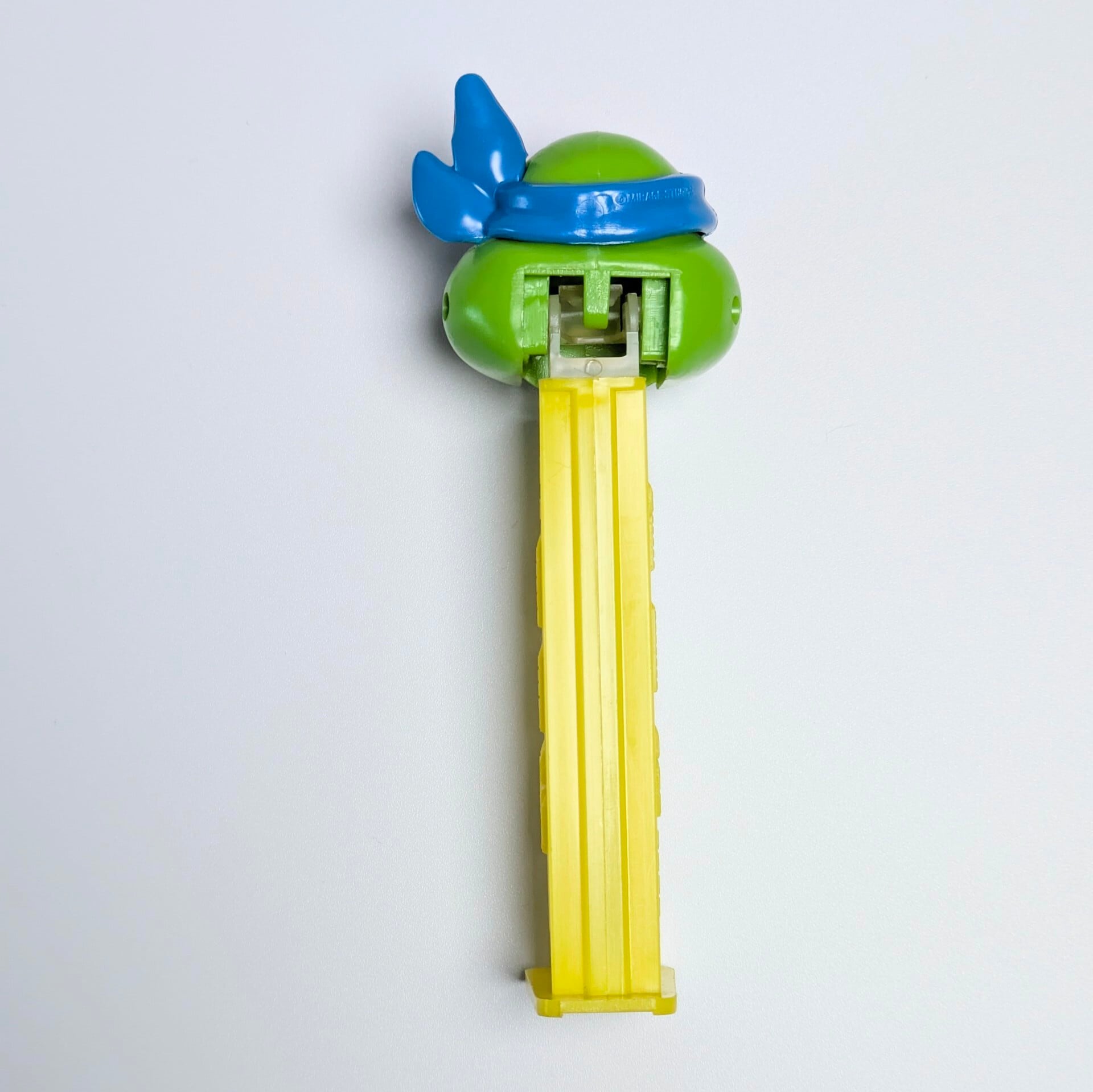 ☆ VINTAGE90' ☆【 Teenage Mutant Ninja Turtles / タートルズ ) 】『 レオナルド 』 / PEZ / ペッツ / CANDY&DISPENSER 〚アメリカン雑貨 アメトイ〛