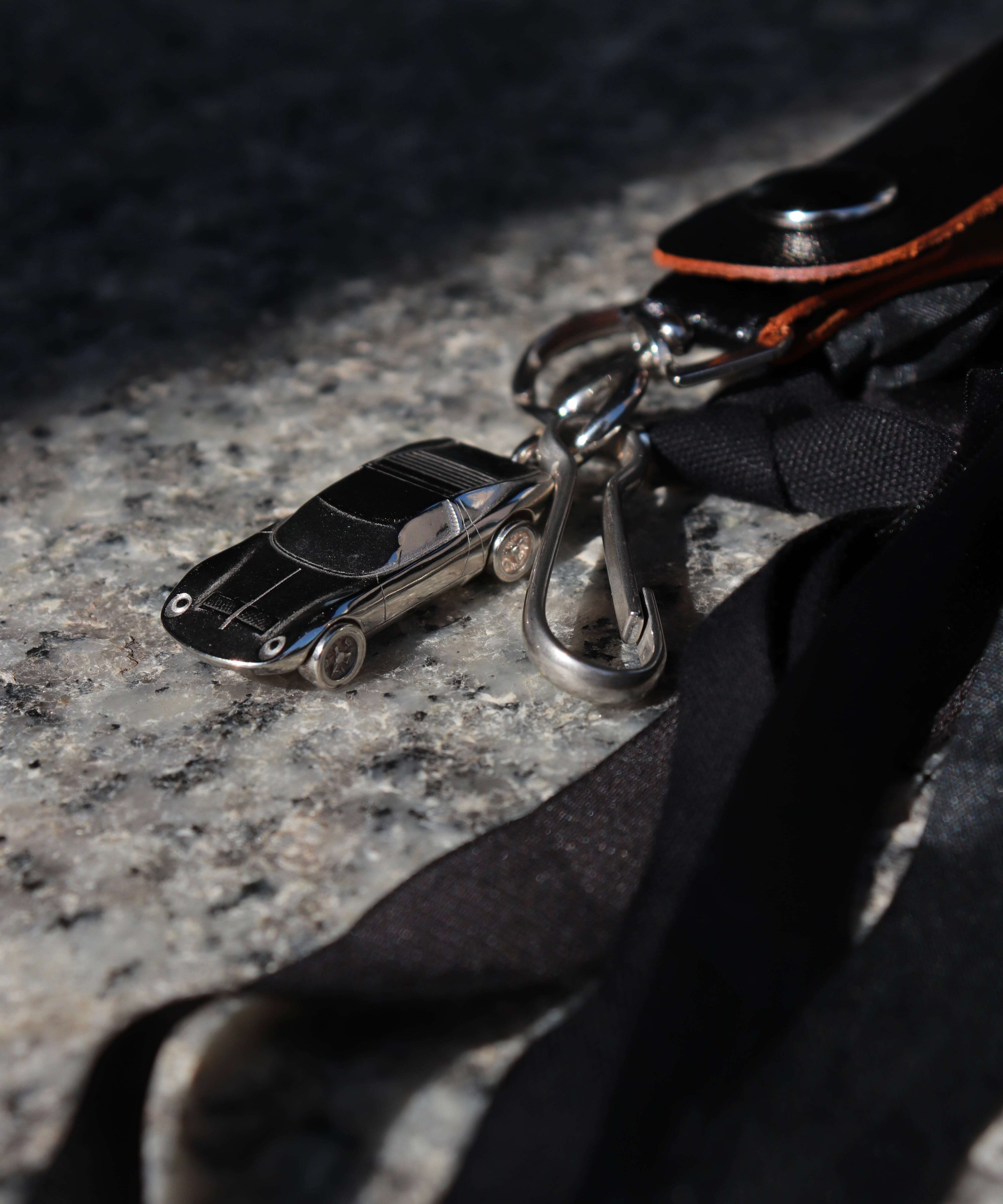 Midorikawa / MID24SS-A03 SPORTS CAR KEY RING | AfterSchool