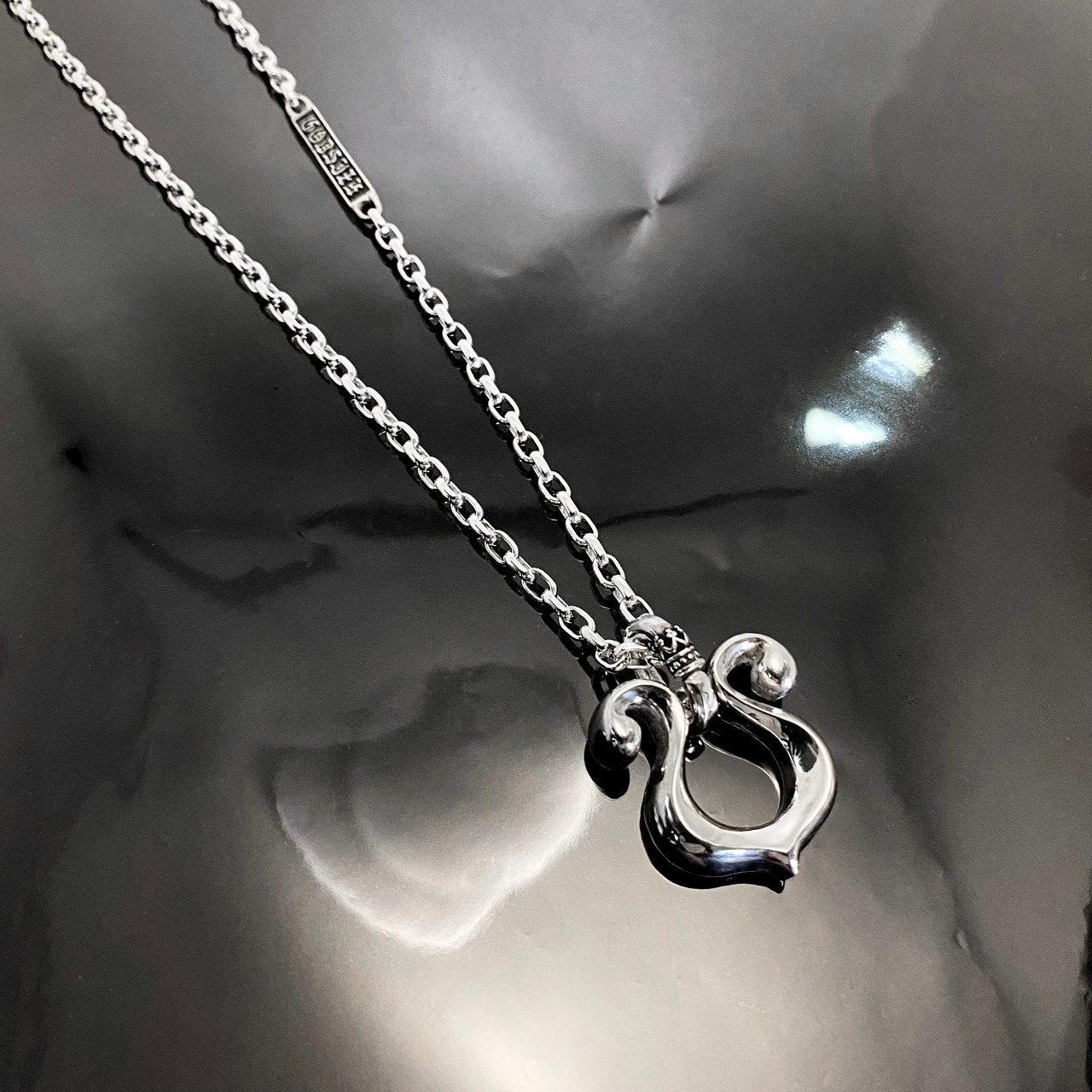 RHYTHMIC HORSESHOE LARGE NECKLACE #1 with GODSIZE® I.D. TAG / リズミックホースシューラージ#1ネックレス ゴッドサイズ® I.D.タグ
