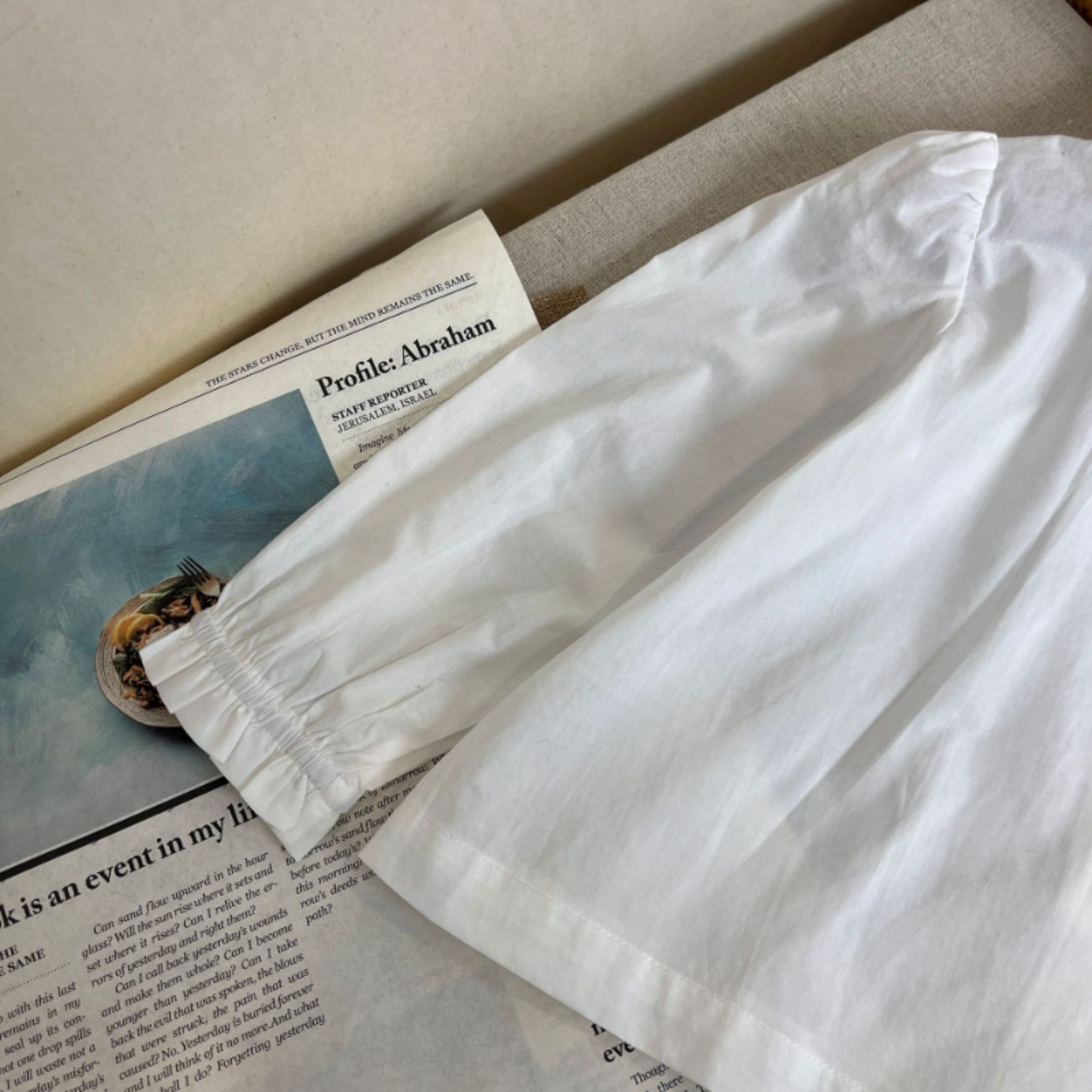 春クラシックカーディガンORチェックスカート