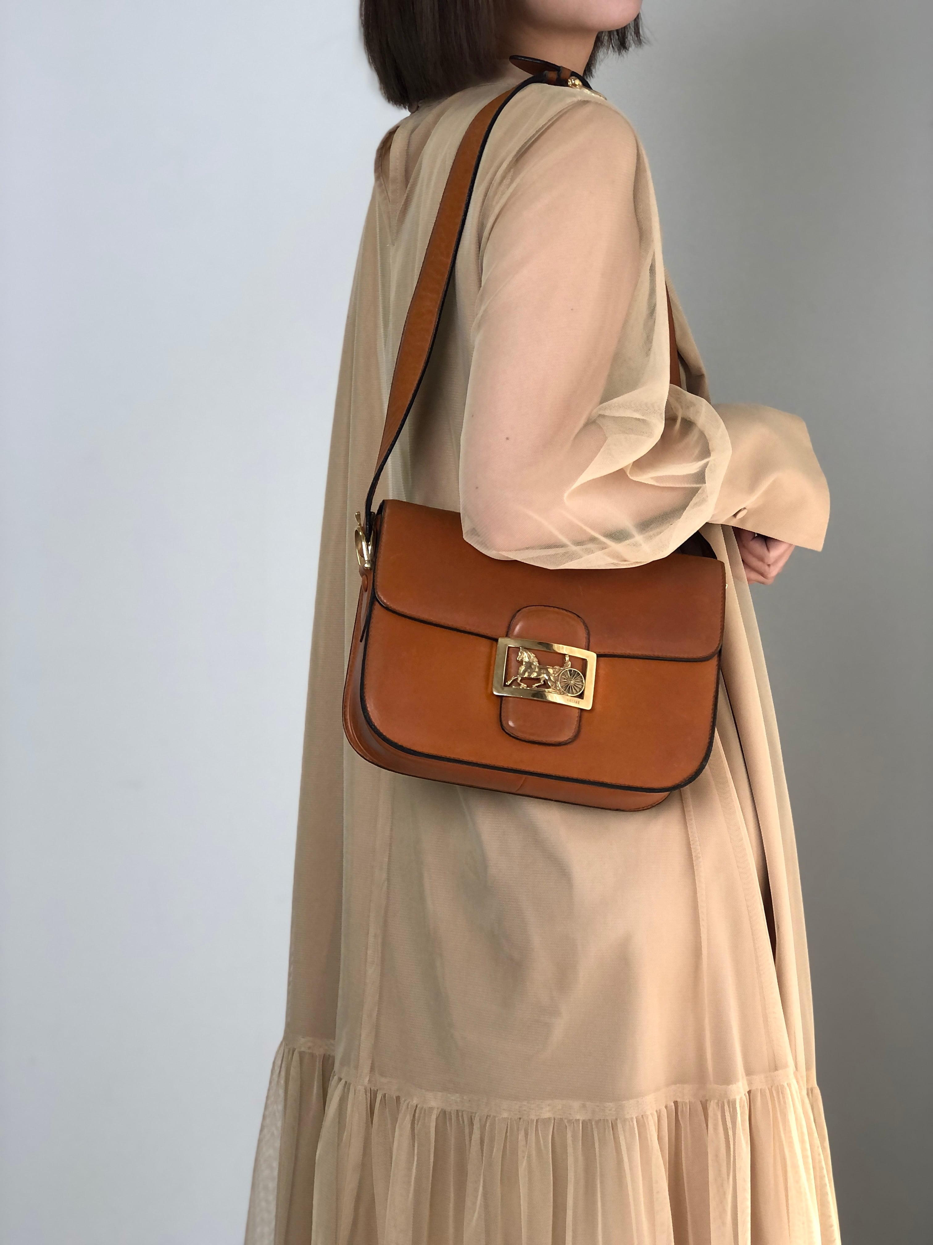CELINE セリーヌ ショルダーバッグ Cロゴ 馬車ロゴ ブラウン レディース CELINE セリーヌ Cロゴ 馬車ロゴ ショルダーバッグ ブラウン バッグ 鞄
