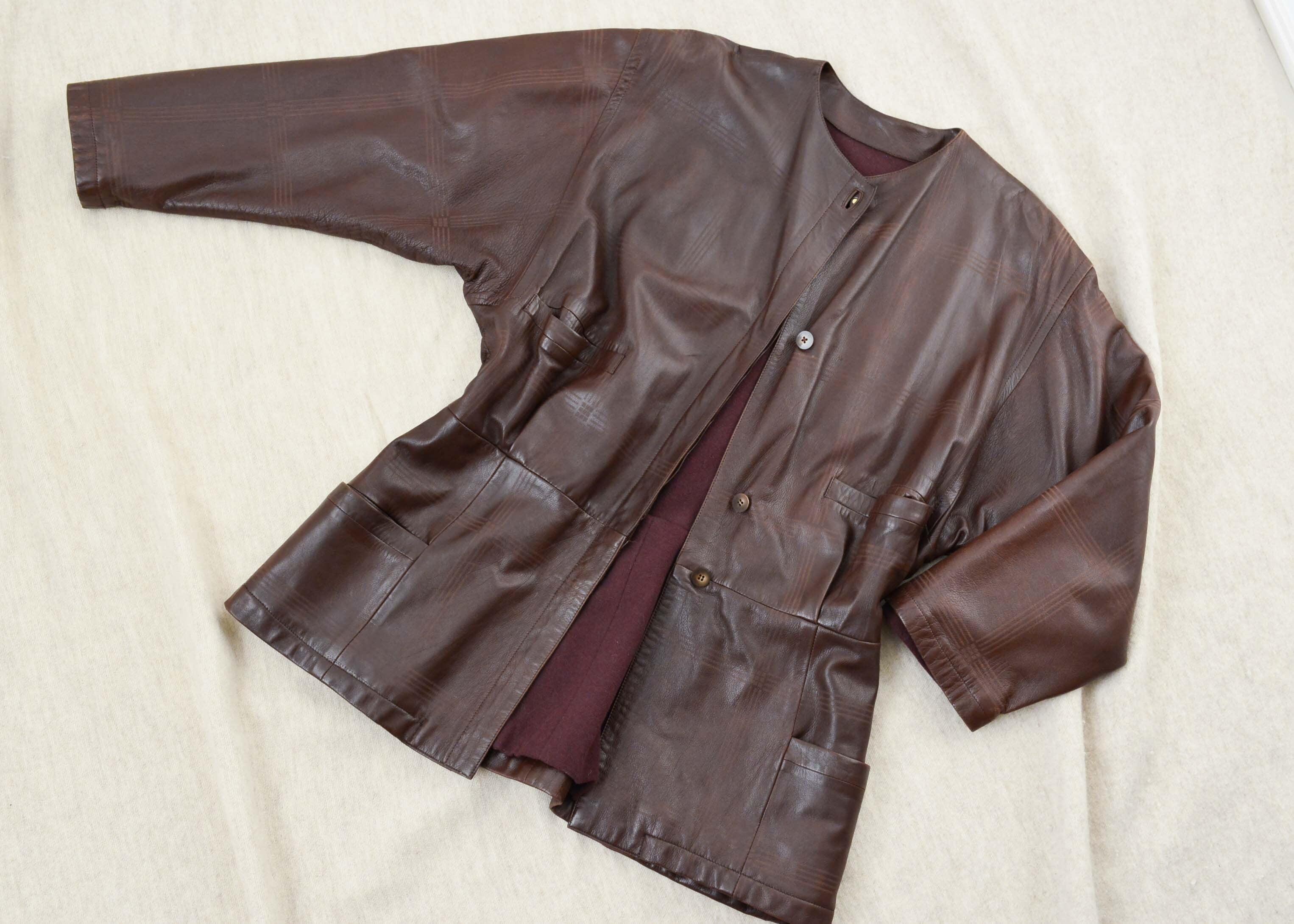 80s MARIO VALENTINO leather jacket | pelican