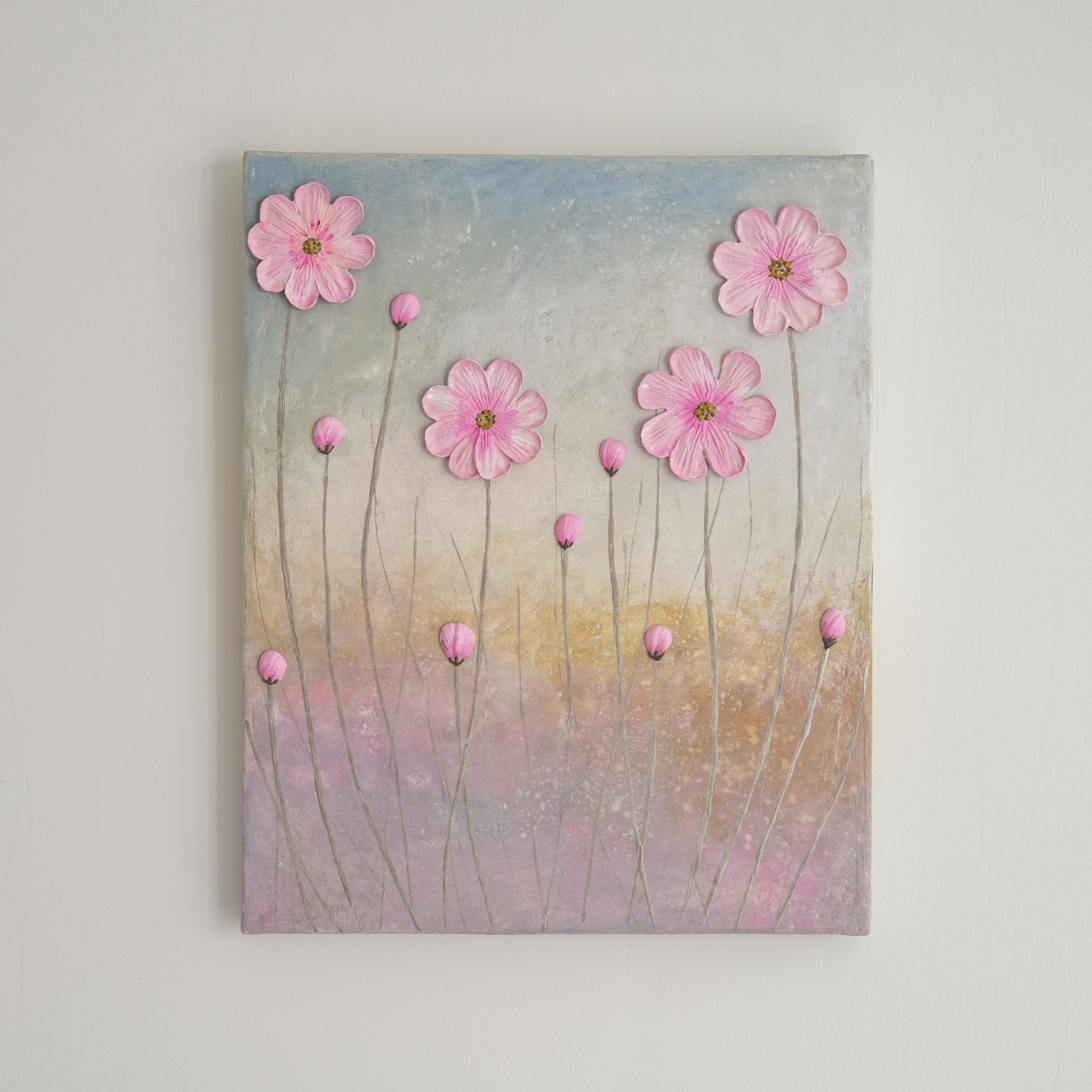 TomoArt「白い花 62」SMサイズ / 抽選販売当選品 井上萬二作】白磁緑釉牡丹彫文水指 | 井上萬二窯 INOUE MANJI KILN