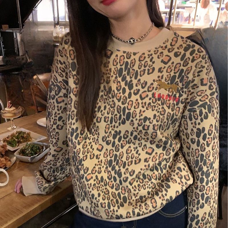 Leopard pattern embroidered sweatshirt 00522