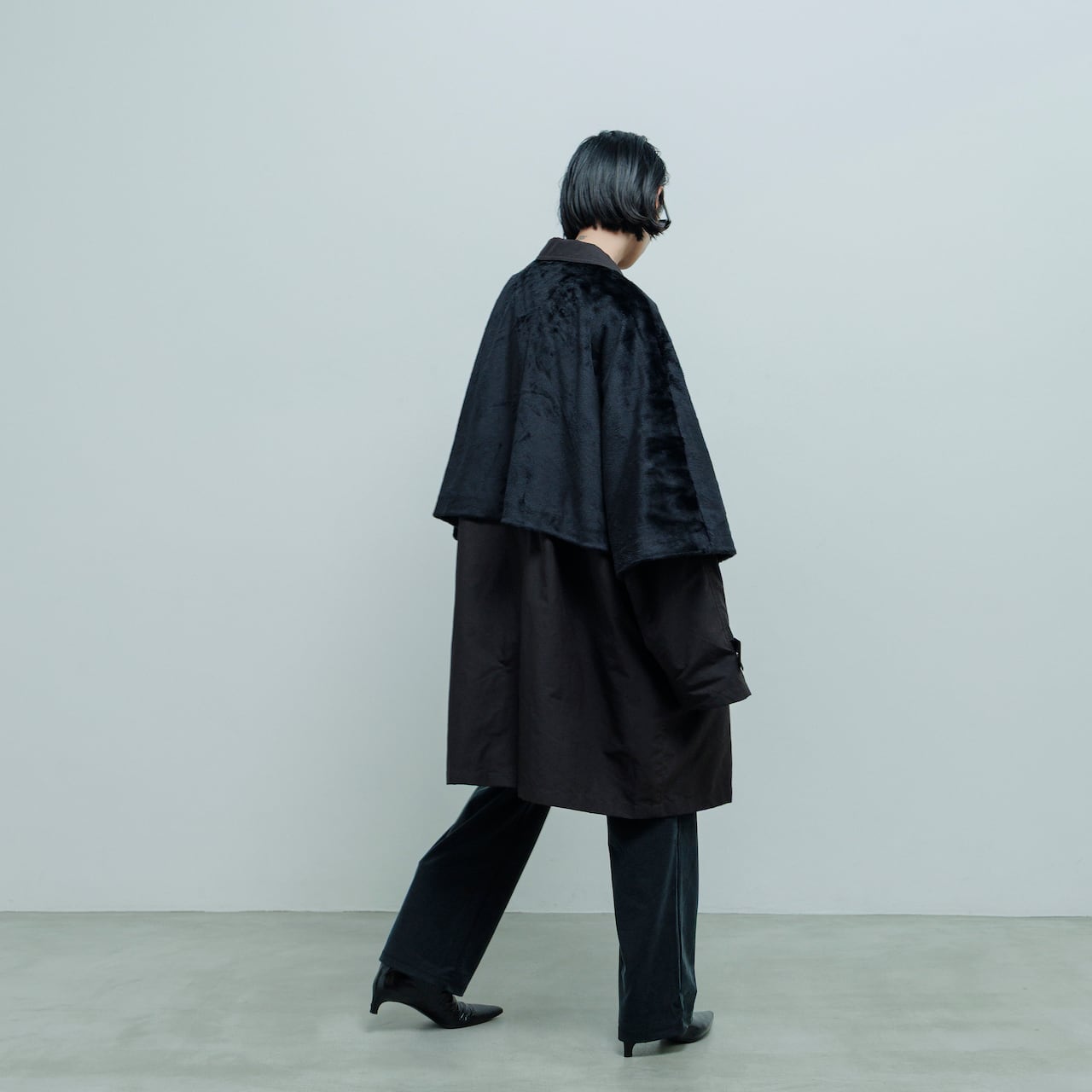 AO-84 docking fur long coat | akio