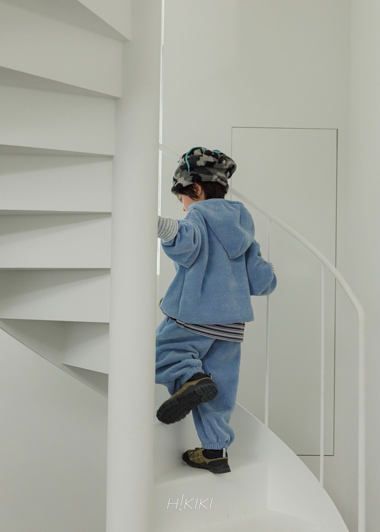 HIKIKI［取寄］velvet jogger pants 26winter