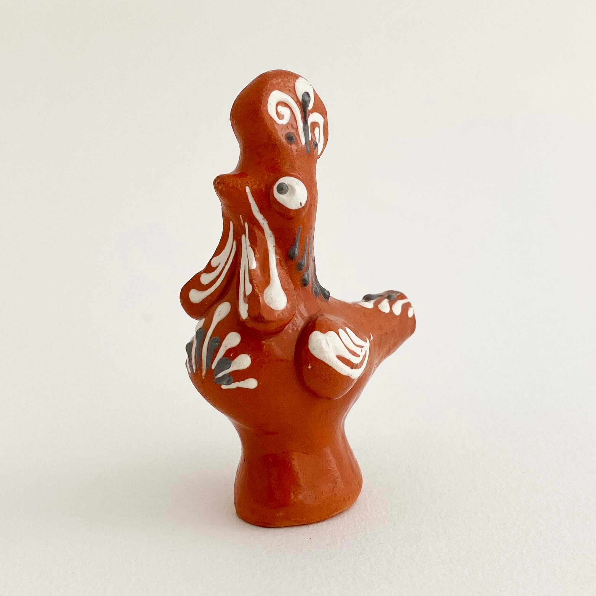 ウクライナ産 オピシュニャ土人形(ニワトリ赤茶色)