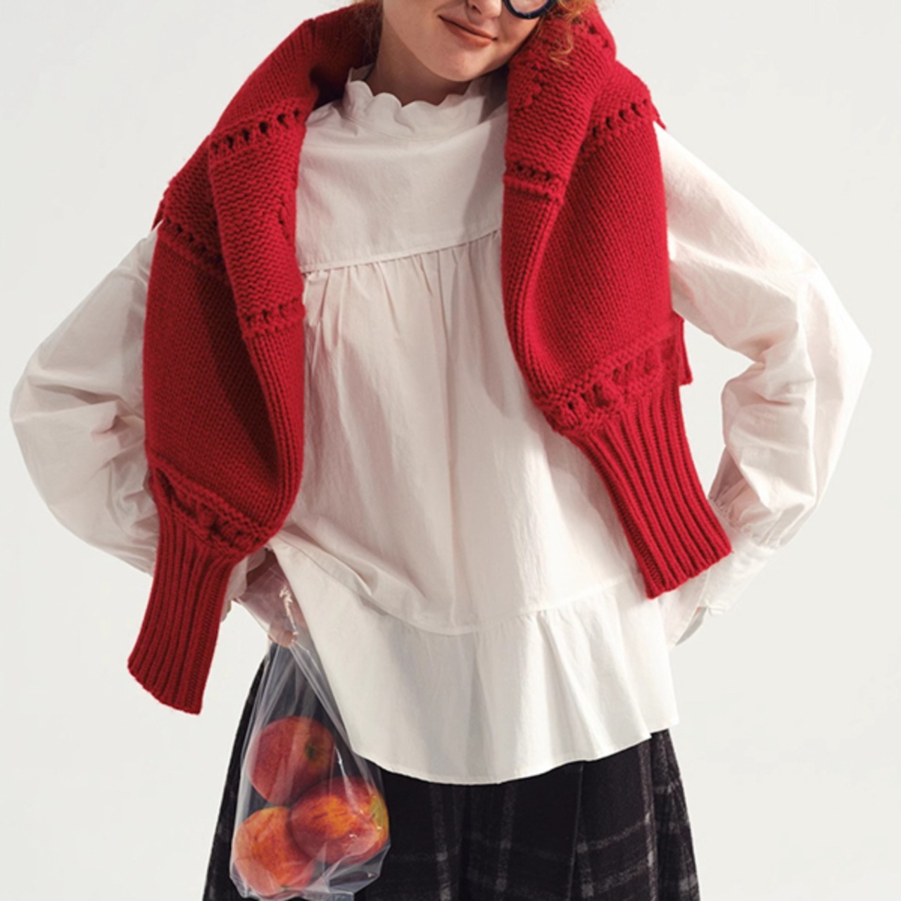 綿雪の朝に咲く、花びらブラウス《P0312》