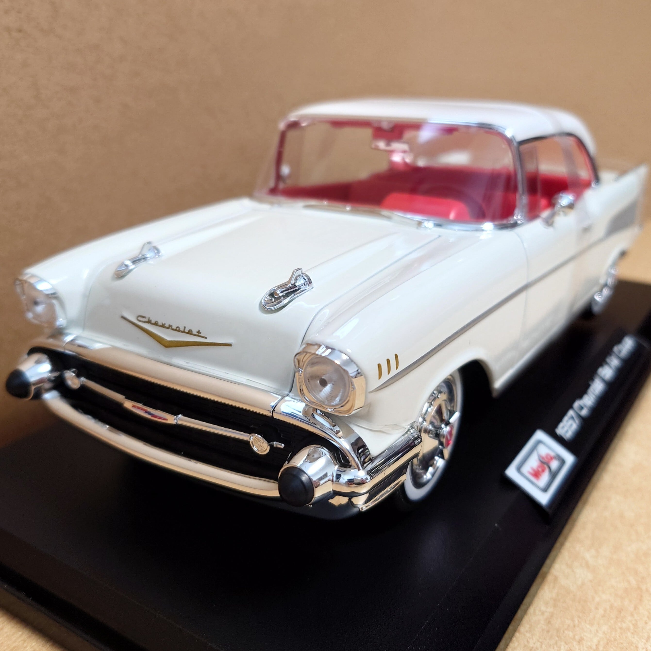 1/43 日産 ニッサン フェアレディZ 1969 ホワイト ノレブ製ダイ
