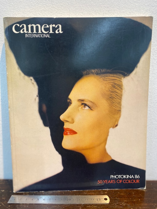 camera INTERNATIONAL 86/8