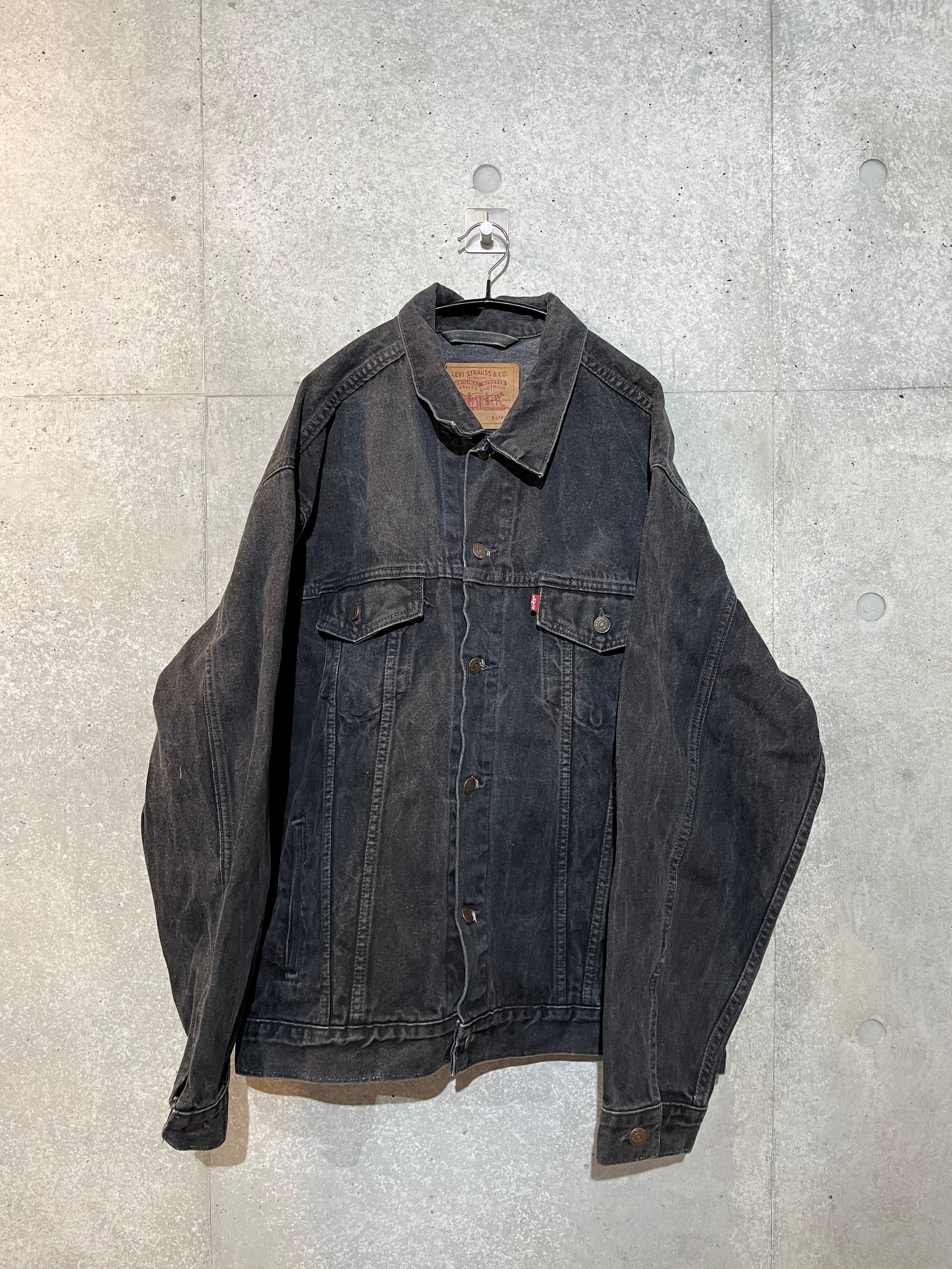 Levi’s 70507 4159 ブラックLLevi