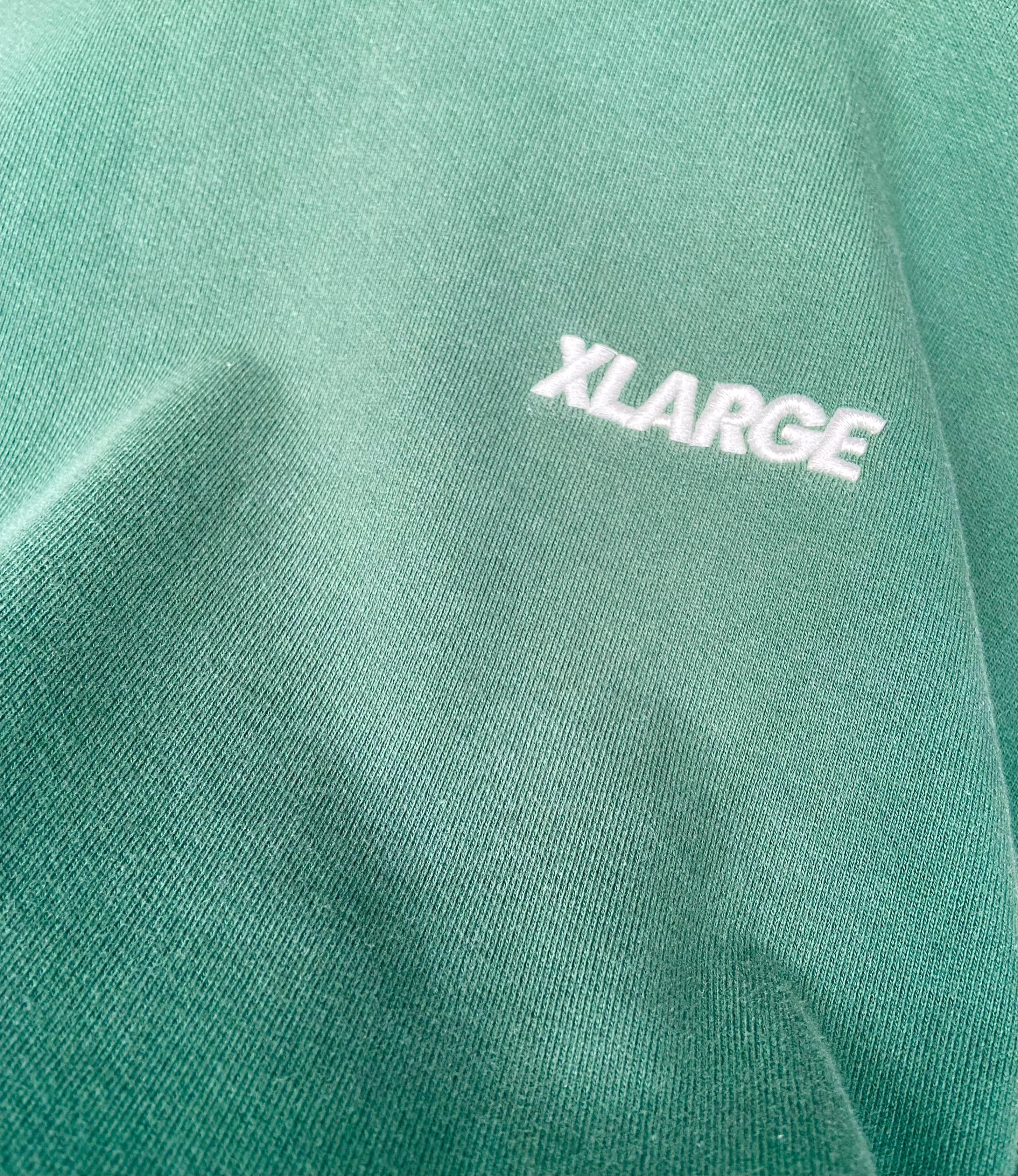 xlarge エクストララージ スウェット 緑 背面刺繍ロゴ オーバーサイズ