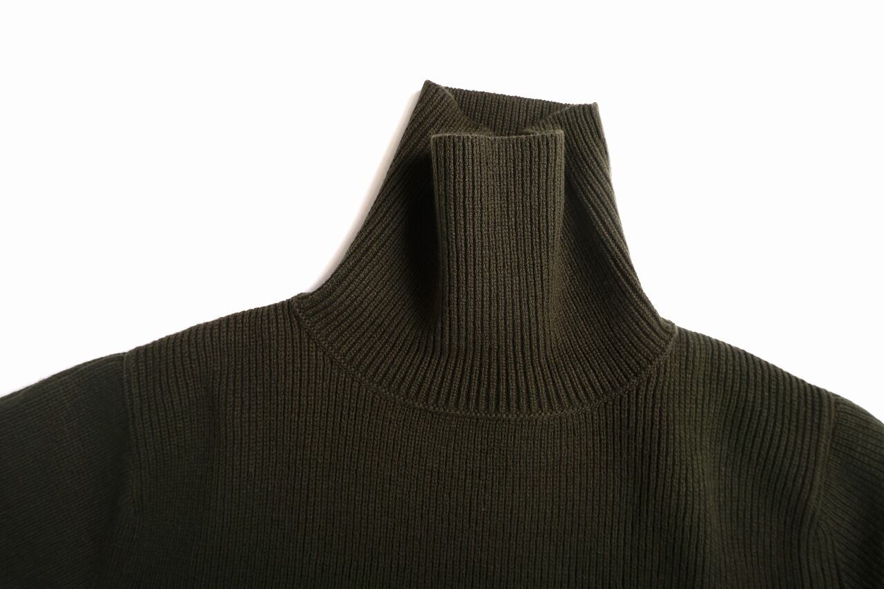Hand Framed High Neck P/O
