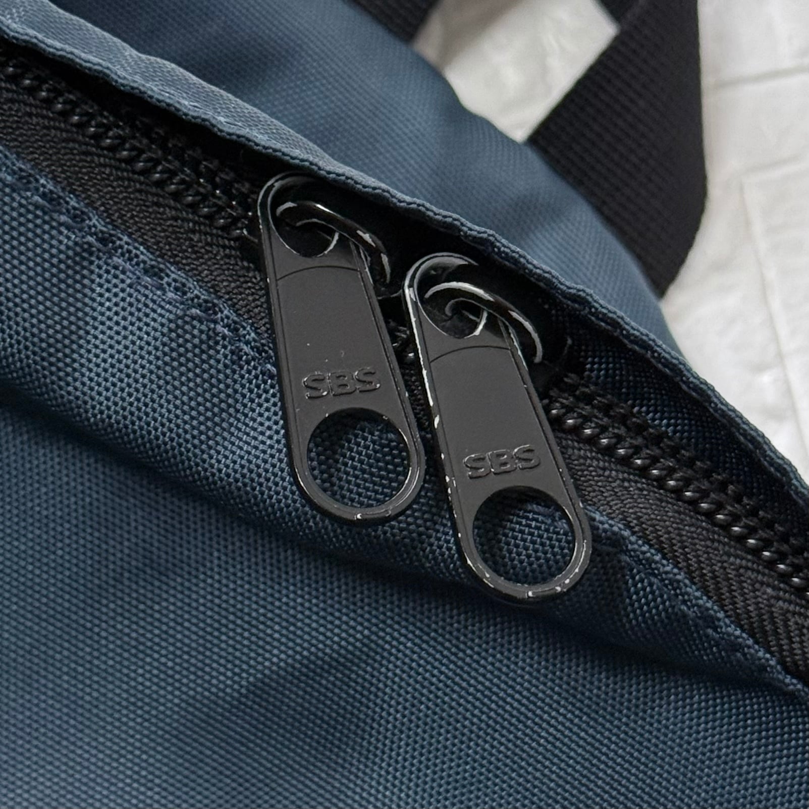Herve Chapelier 978N ナイロンデイパック ネイビー ベトナム製