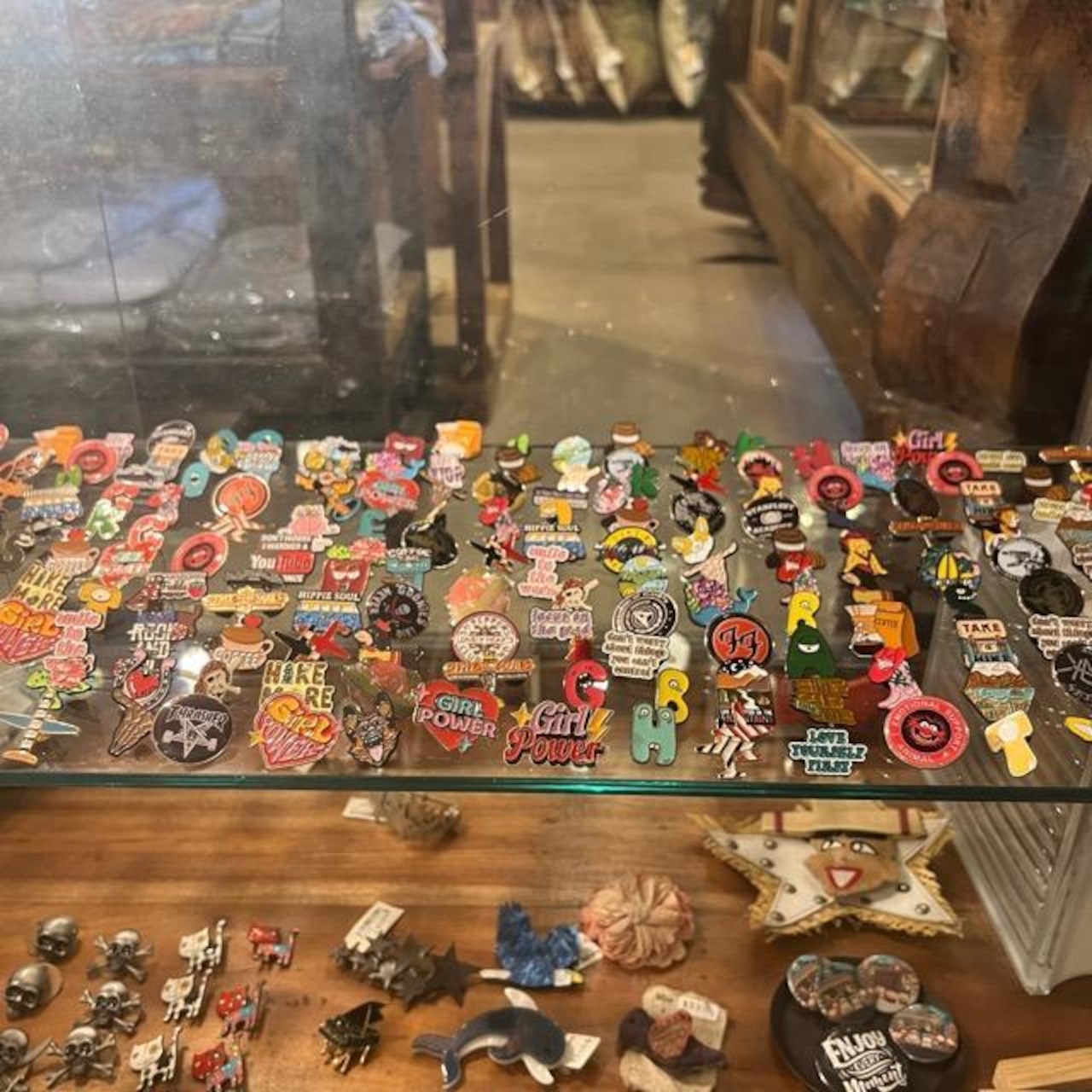 TOPANGA Jewelry　pin brooch　Neon Heart Girl Power　ピンブローチ　ネオンハートガールパワー　プレゼント　ギフト　