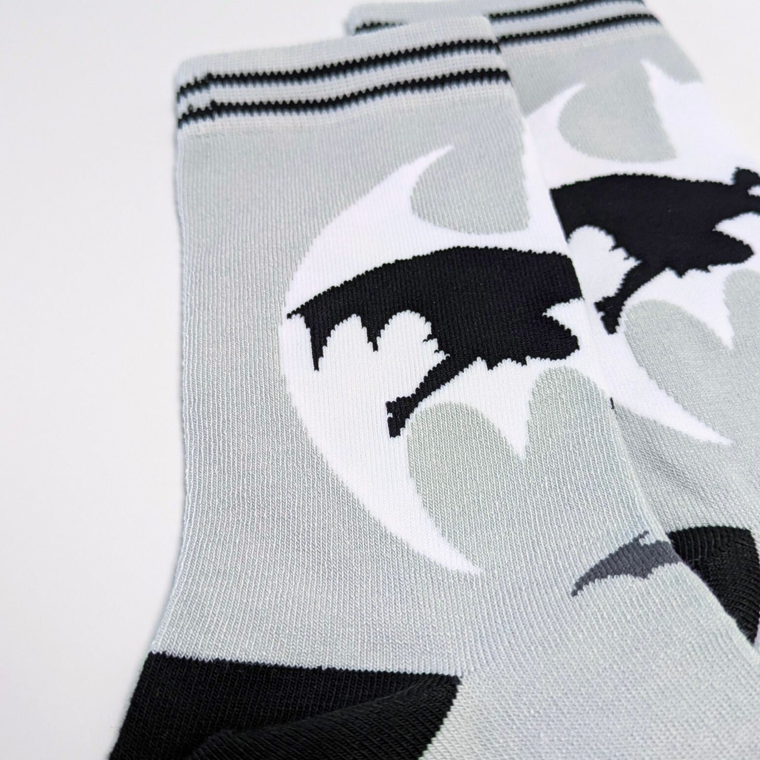 ♧【 crew socks / クルーソックス 】BATMAN ( バットマン )  バットシグナル / 靴下 / ソックス〚アメリカン雑貨 アメトイ〛