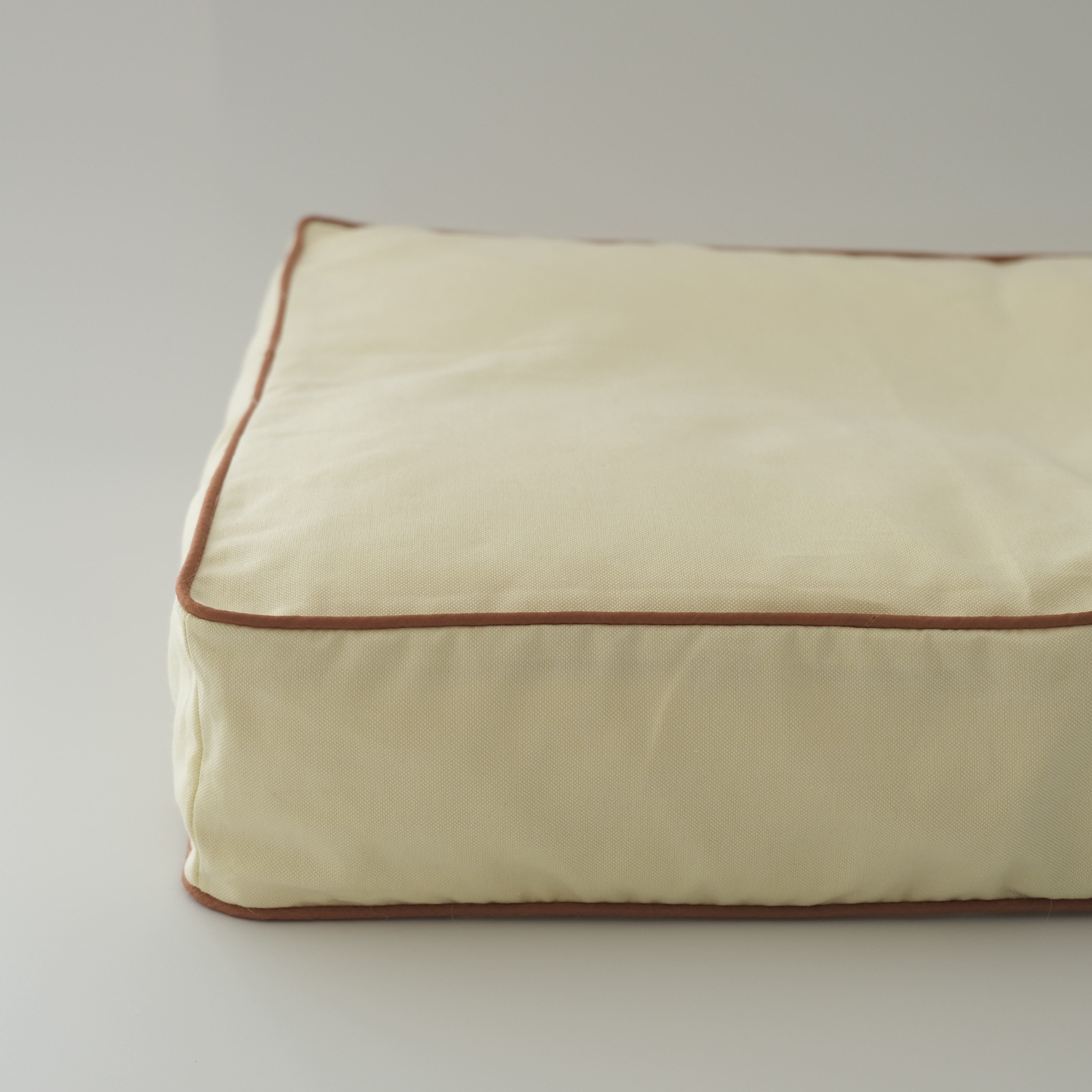 Catbedmatカバー イエローオックス×Brown Piping | tofmofu