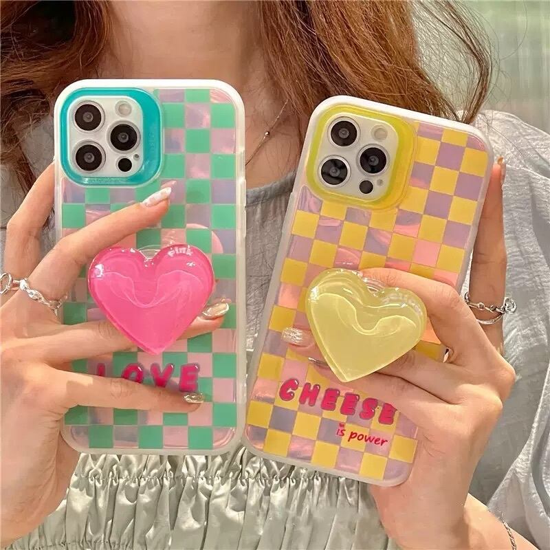 ぷっくりハートの グリップ付き チェック柄 スマホグリップ付き Iphoneケース Iphoneカバー スマホ スマホグッズ ポップソケット カラフル 立体的 ハート シリコン Lamitte Deco トレンド 韓国ファッション ショップ Base店