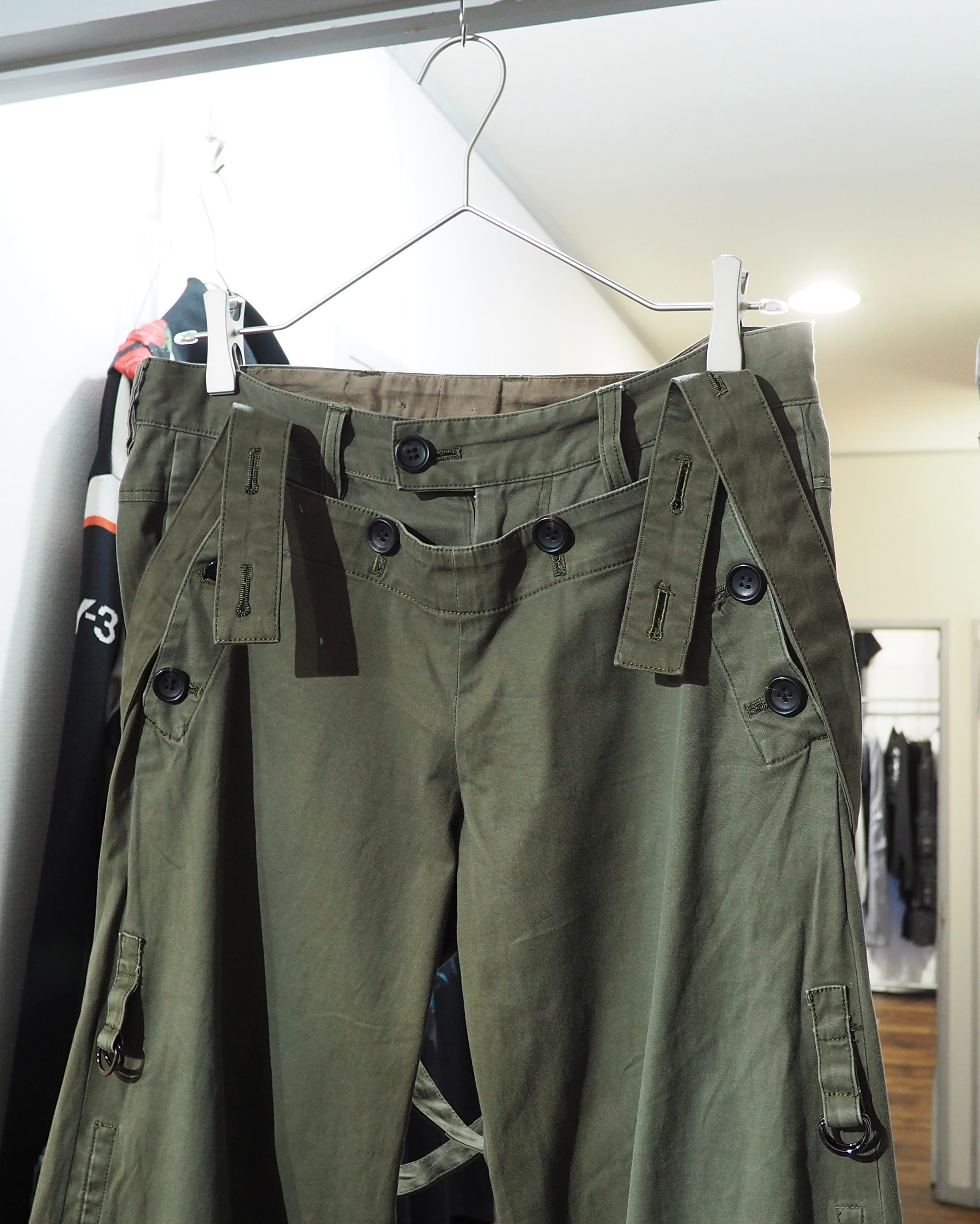 "THE TWELVE - 変形 " Suspender Flare Military Cargo Pants