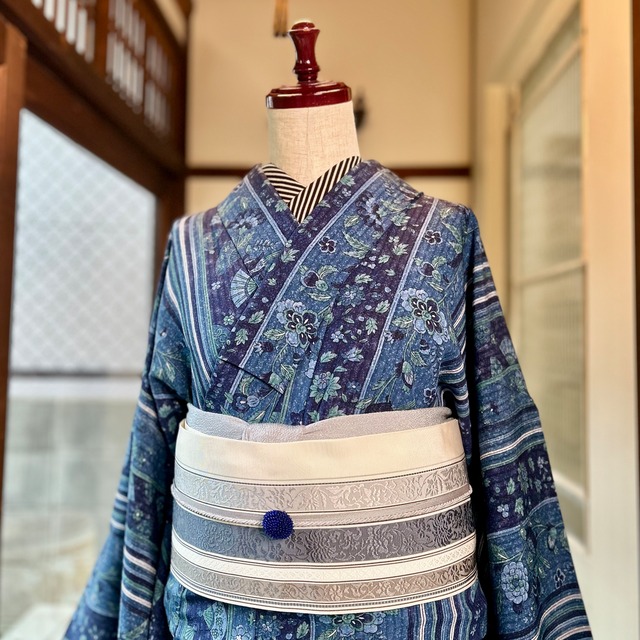 美品 華やかな花柄青の振袖❣️トールサイズ しょぼい