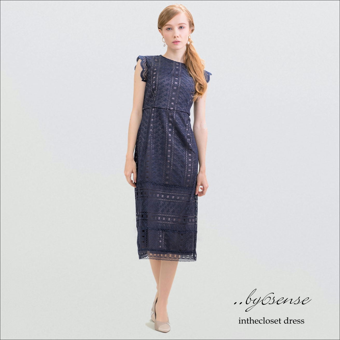 Navy 幾何学的レースタイトドレス (結婚式お呼ばれ・パーティシーン対応) | お呼ばれドレス・パーティードレス専門店..by6sense  dress powered by BASE