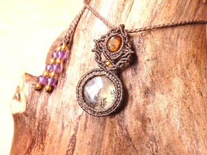 デンドライト(デンドリティック クォーツ)× イエローグロッシュラーガーネット マクラメペンダント